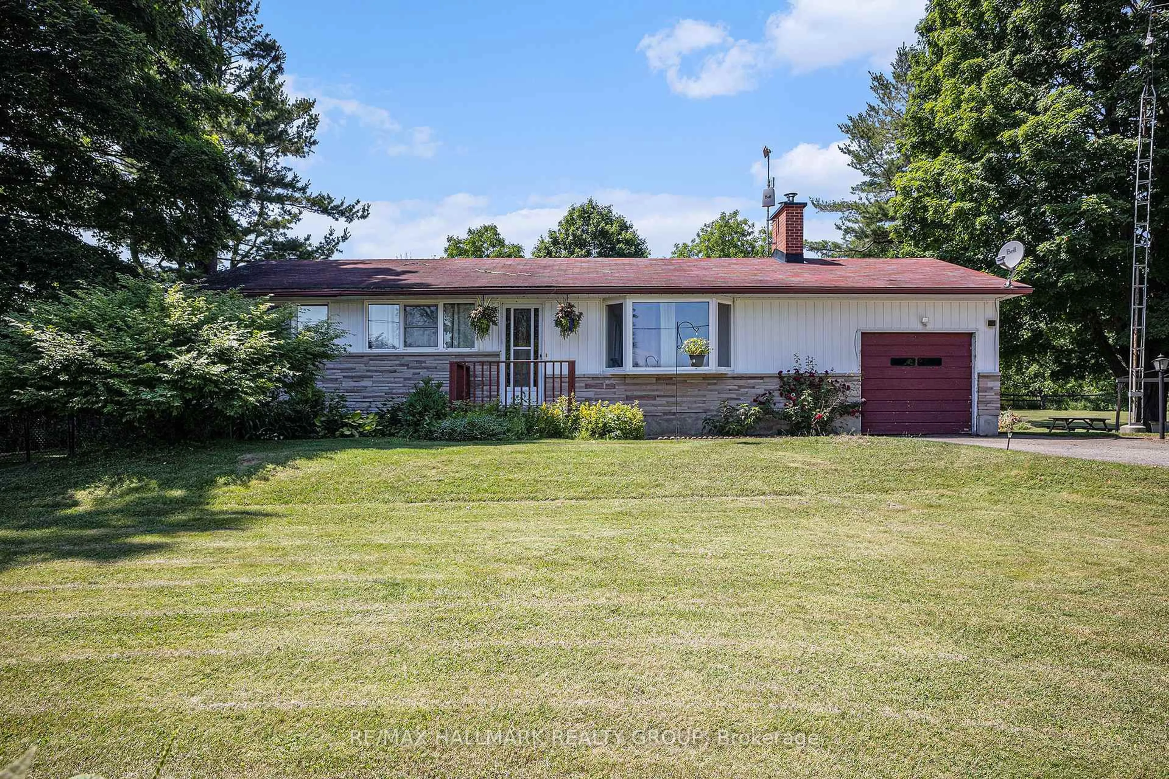 A pic from outside/outdoor area/front of a property/back of a property/a pic from drone, street for 3504 County Road 26 Rd, Augusta Ontario K0E 1T0
