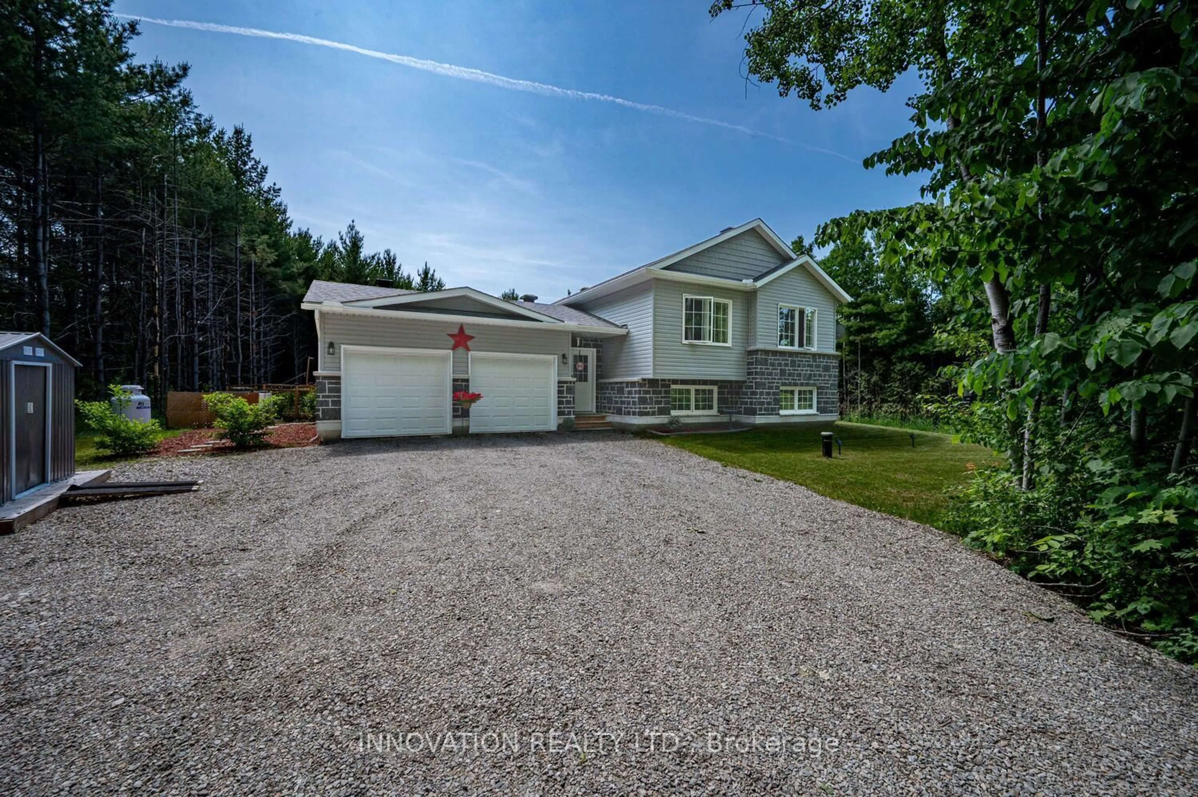 A pic from outside/outdoor area/front of a property/back of a property/a pic from drone, street for 1171 Nolans Rd, Smiths Falls Ontario K7A 4S6