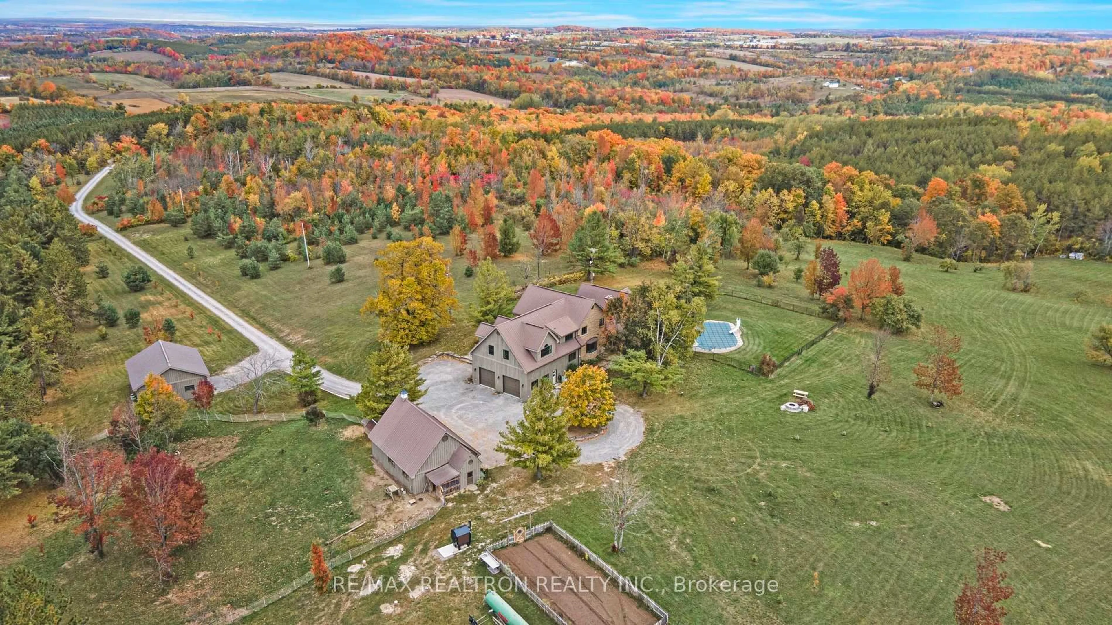 A pic from outside/outdoor area/front of a property/back of a property/a pic from drone, unknown for 290 Bland Line, Cavan Monaghan Ontario L0A 1C0