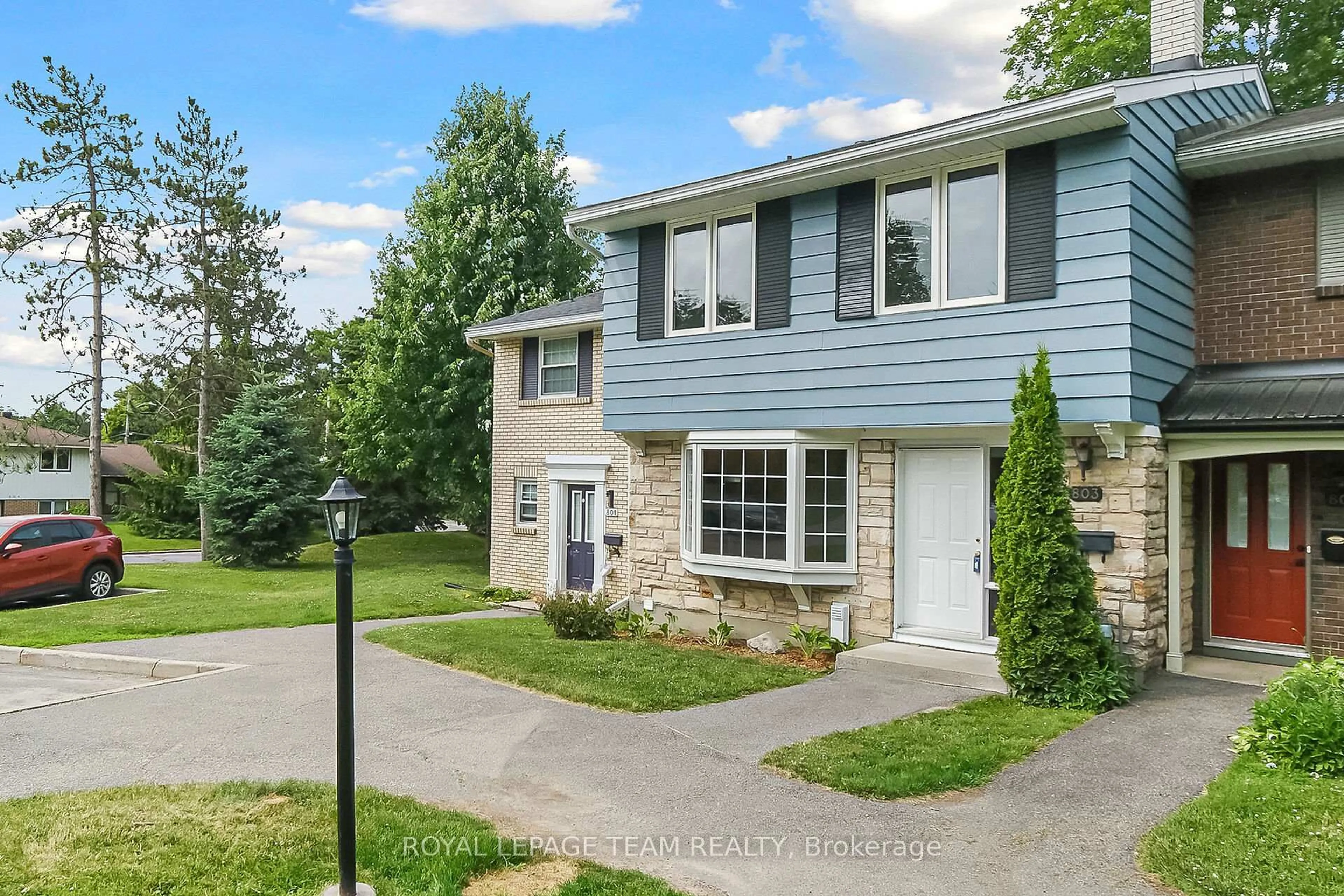 Unknown for 803 Provost Dr, Ottawa Ontario K1V 6X5