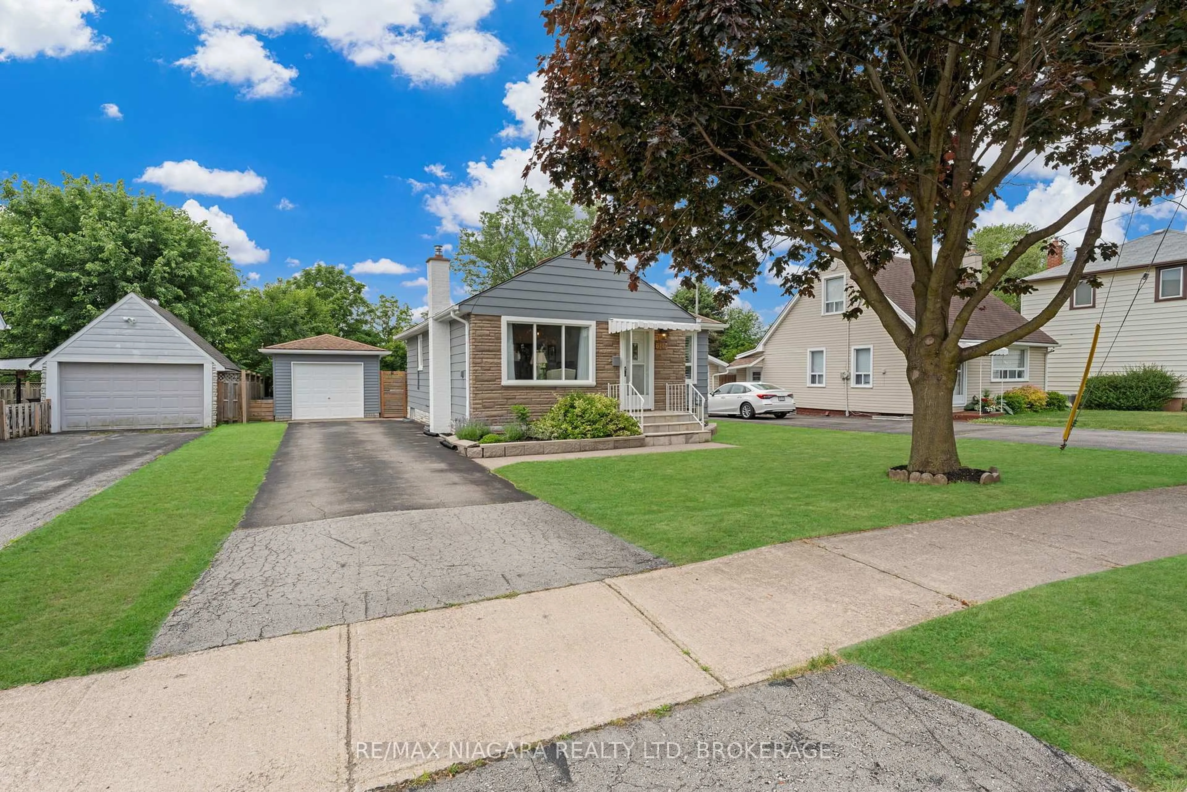Unknown for 6140 Collins Dr, Niagara Falls Ontario L2G 2S2