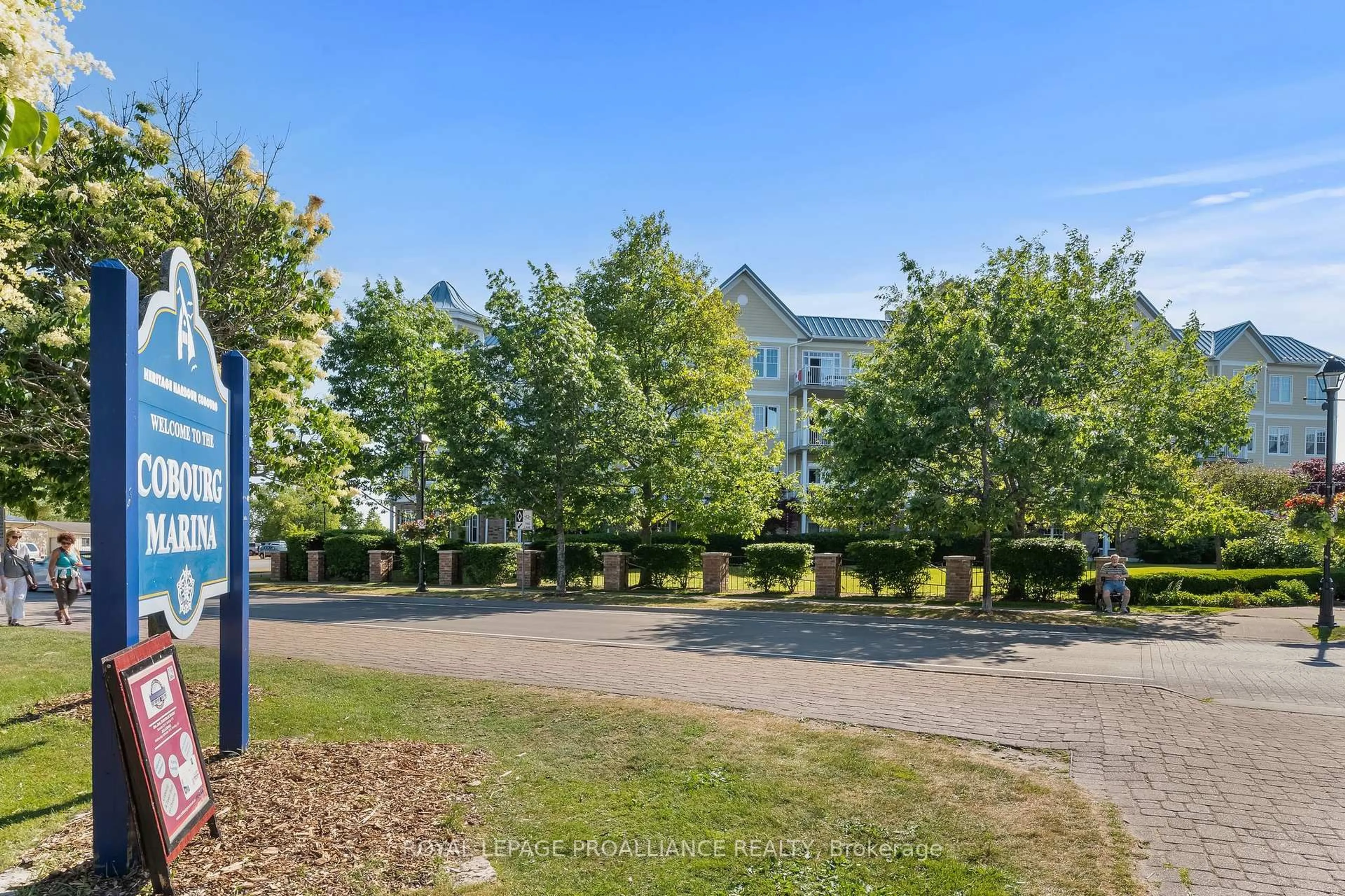 A pic from outside/outdoor area/front of a property/back of a property/a pic from drone, building for 125 Third St #407, Cobourg Ontario K9A 5W9