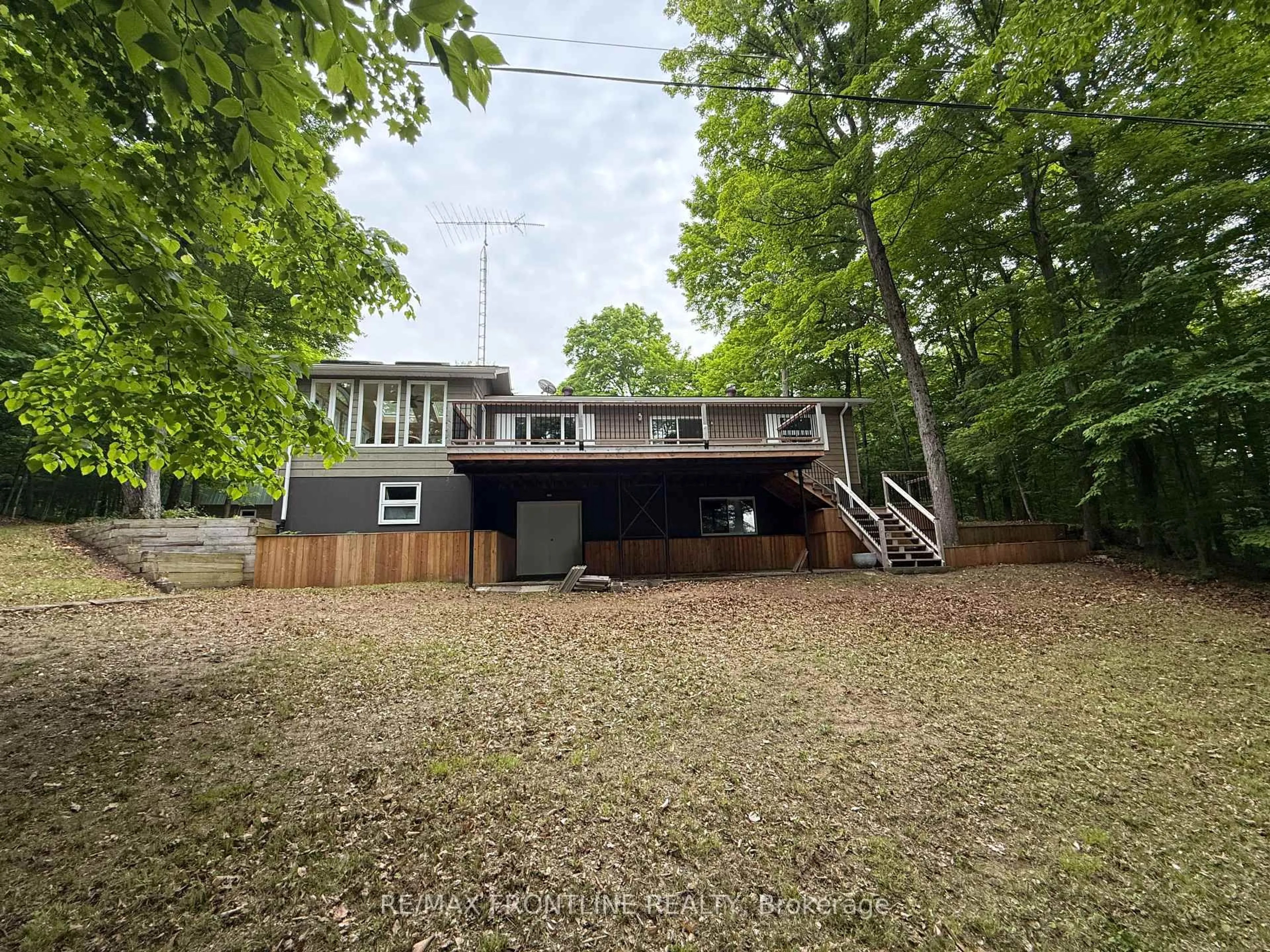 A pic from outside/outdoor area/front of a property/back of a property/a pic from drone, unknown for 436 Miners Point Rd, Perth Ontario K7H 3C5