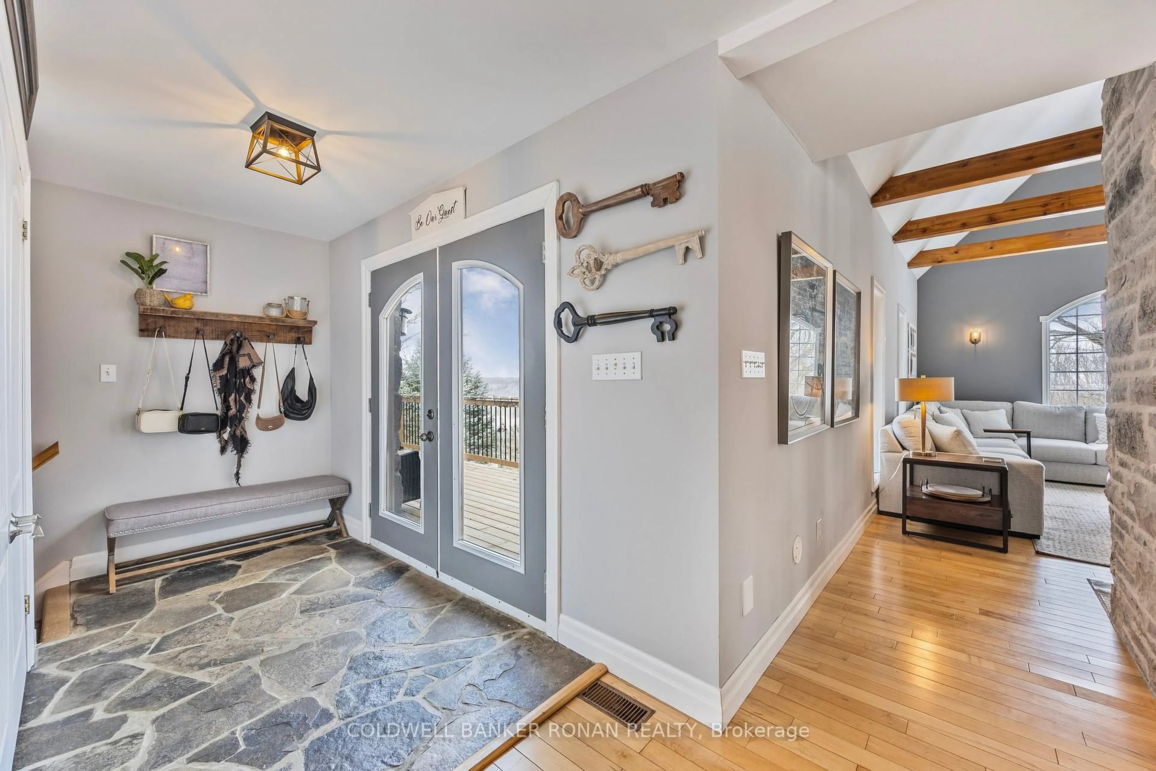 Indoor entryway for 38 Big Tree Circ, Mulmur Ontario L0M 1M0