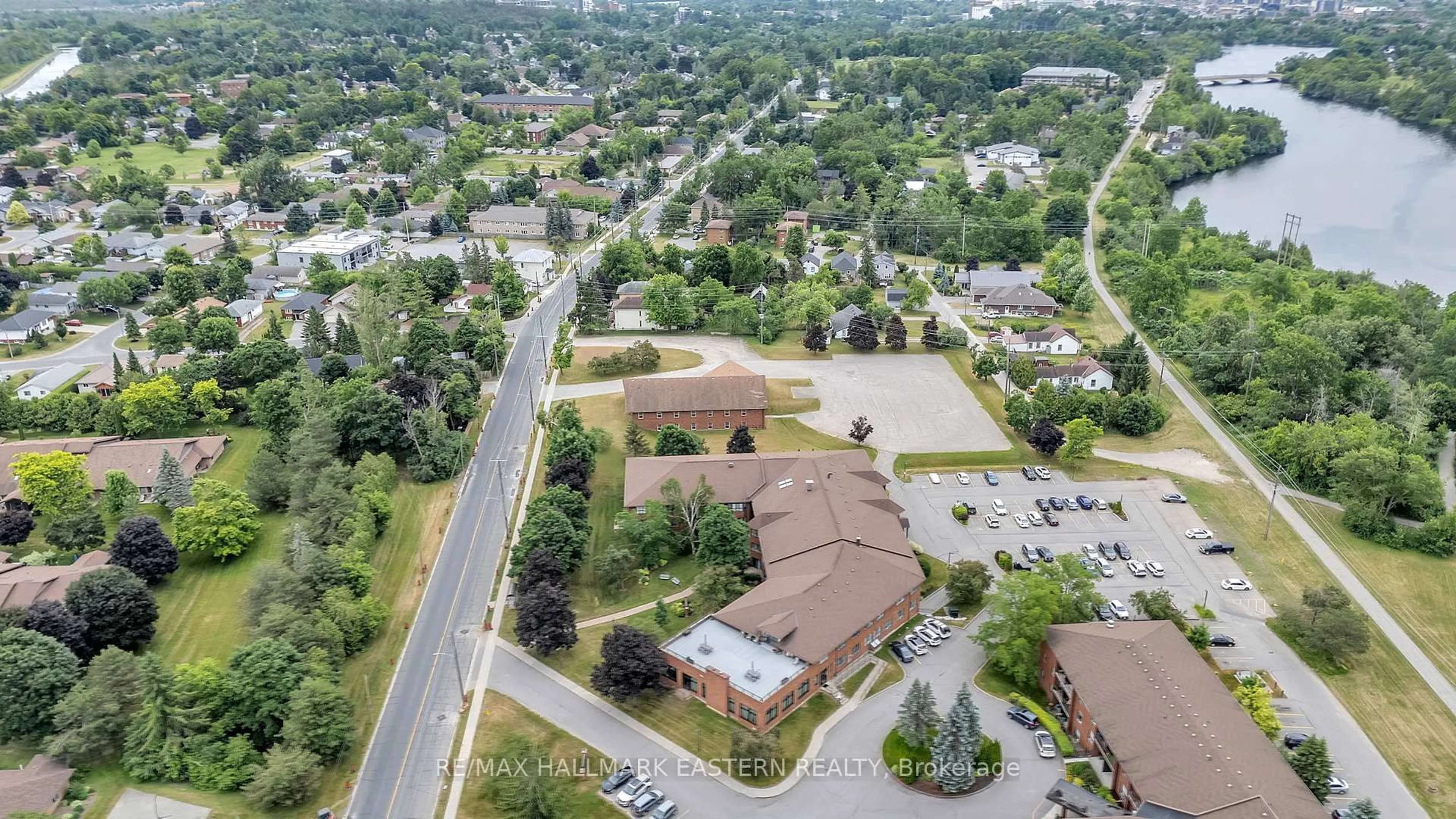A pic from outside/outdoor area/front of a property/back of a property/a pic from drone, unknown for 921 Armour Rd, Peterborough East Ontario K9H 7K5