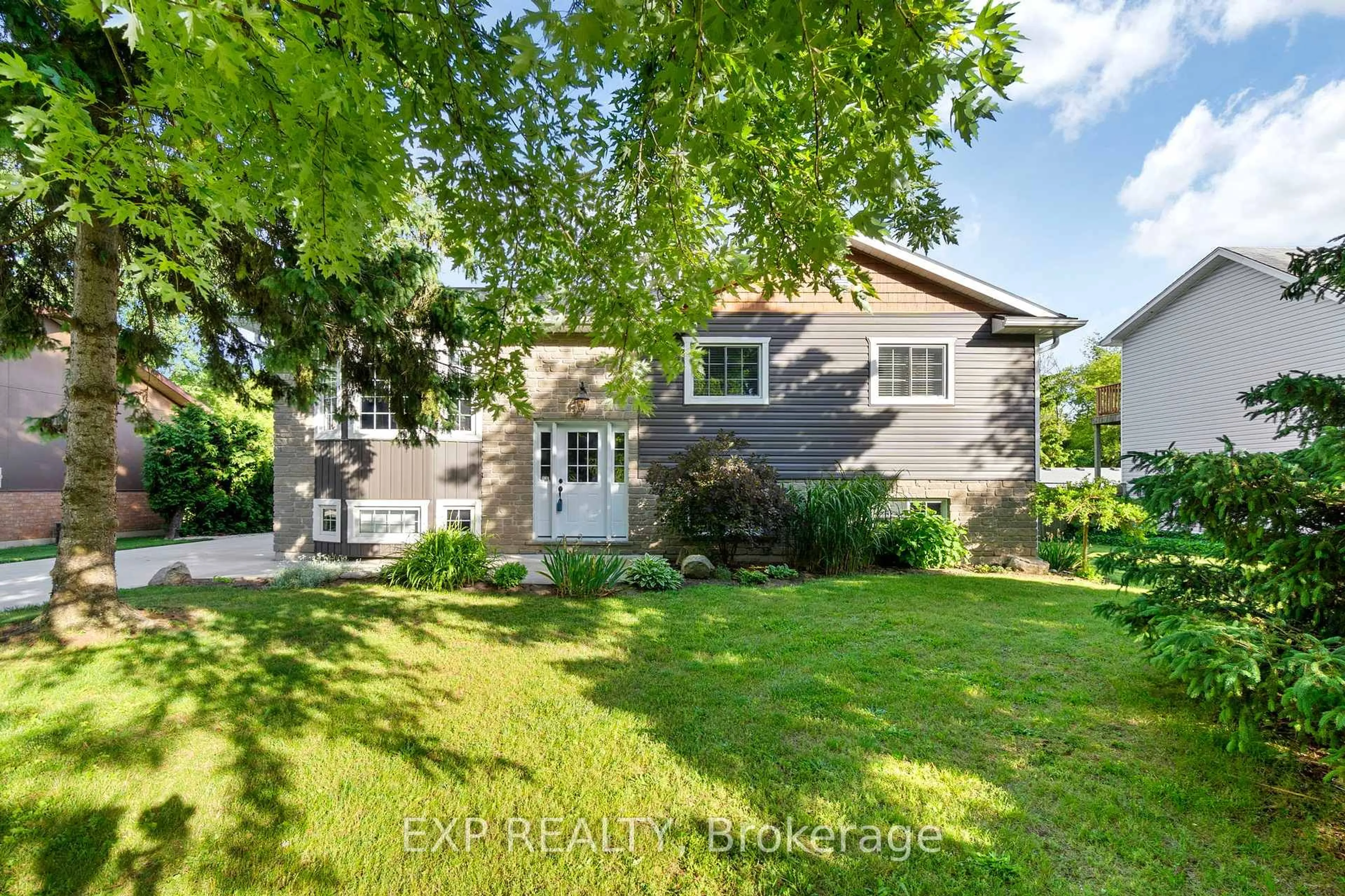 Unknown for 8033 Willsie Line, Lambton Shores Ontario N0M 2N0