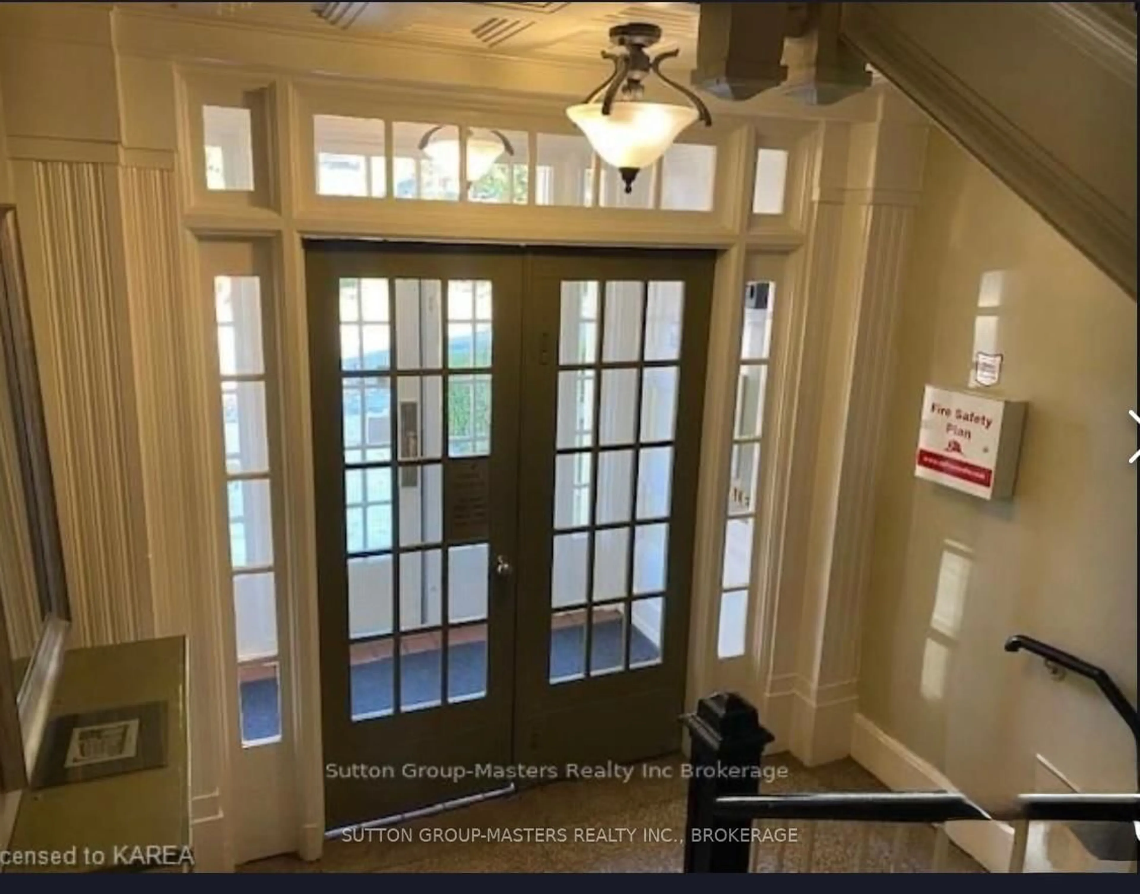 Indoor entryway for 67 Sydenham St #404, Kingston Ontario K7L 3H2