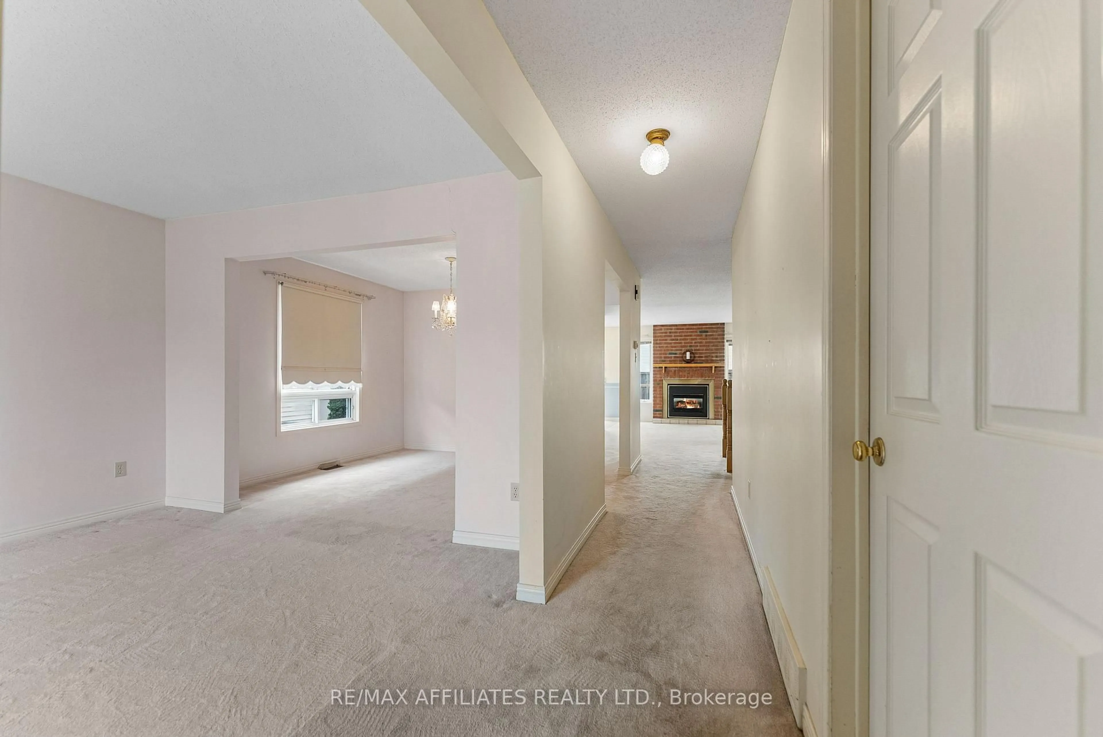 Unknown for 1695 Caminiti Cres, Orleans Ontario K4A 1L7
