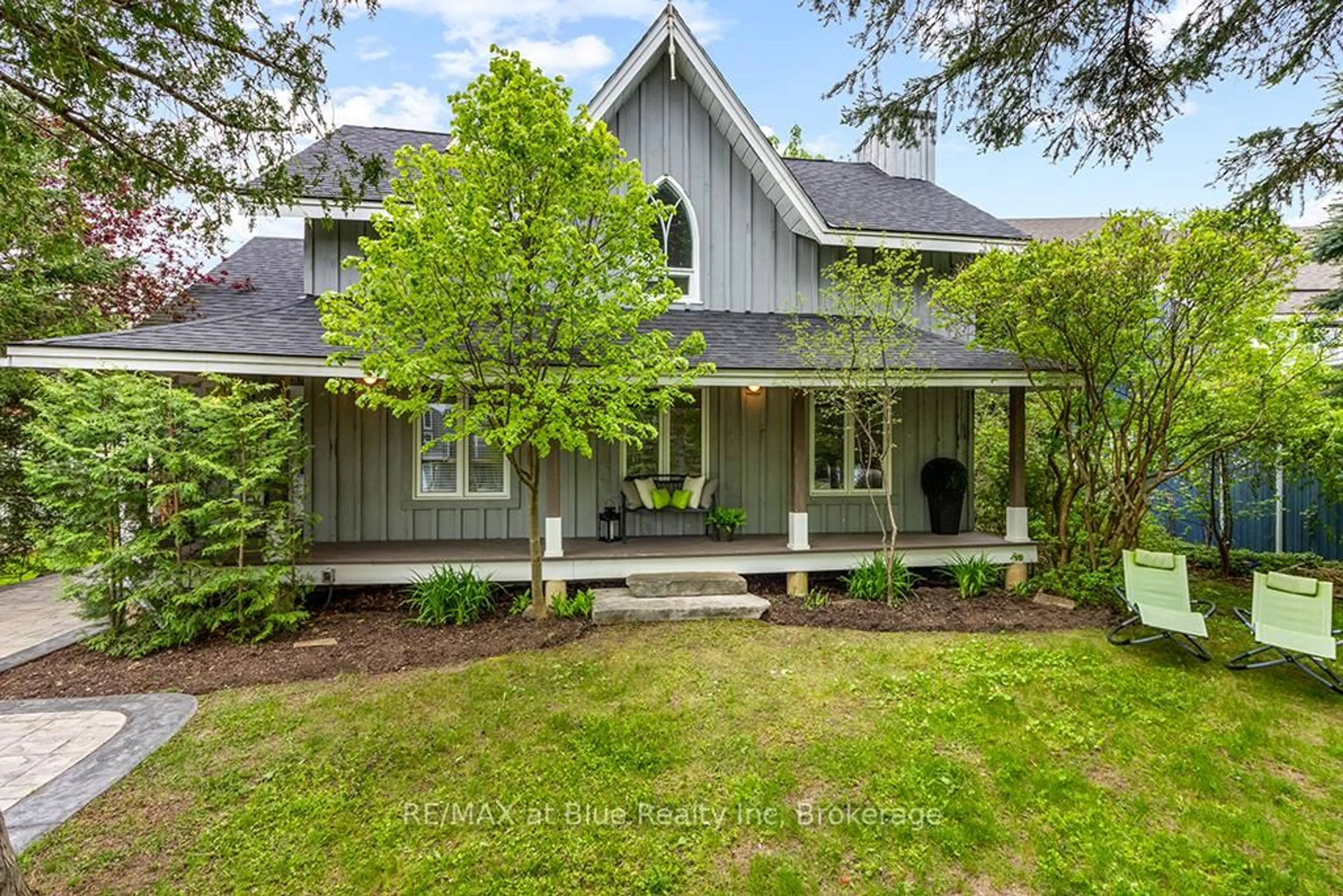 A pic from outside/outdoor area/front of a property/back of a property/a pic from drone, street for 147 Carmichael Cres, Blue Mountains Ontario L9Y 0R2