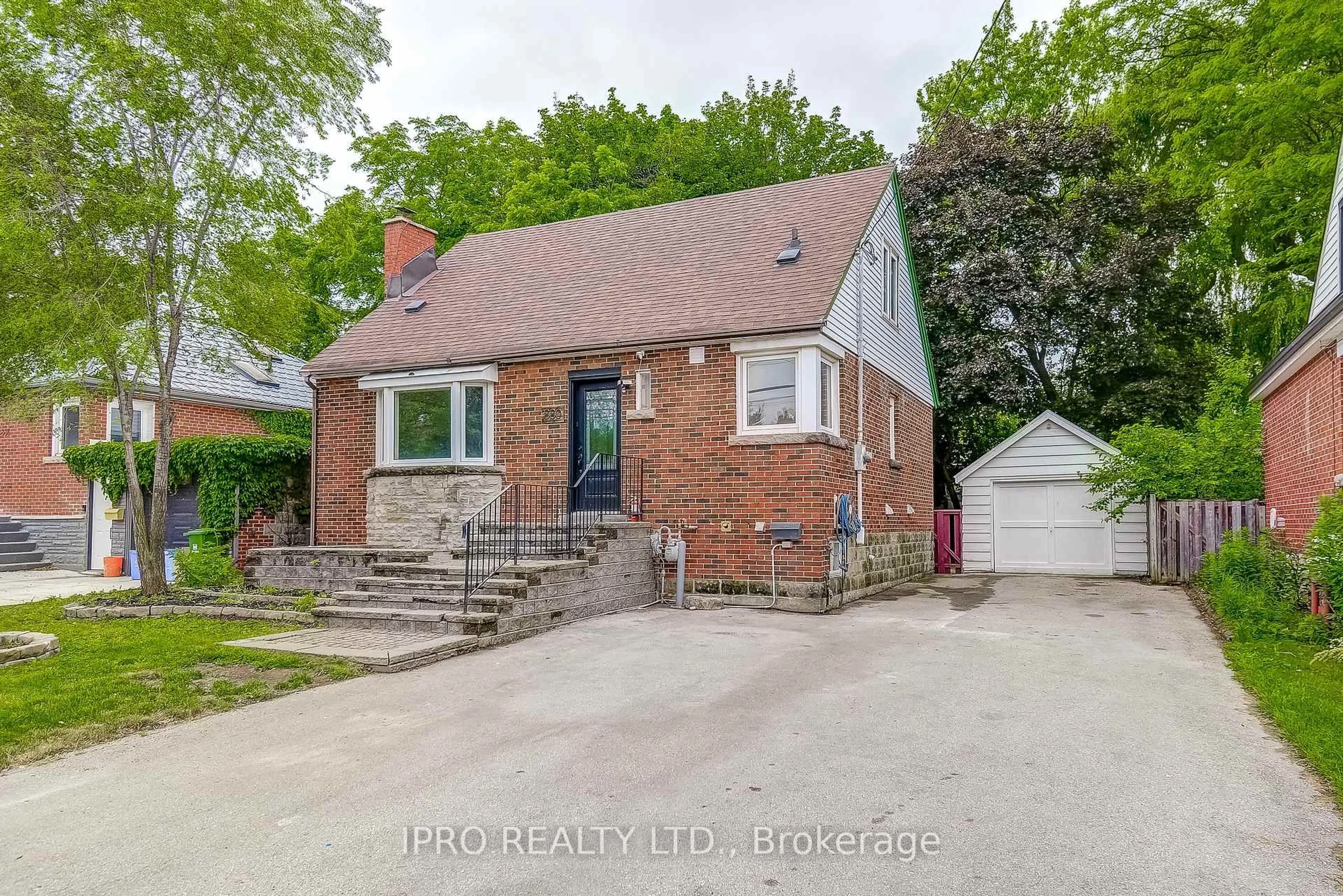 Home with brick exterior material, street for 880 Garth St, Hamilton Ontario L9C 4K9