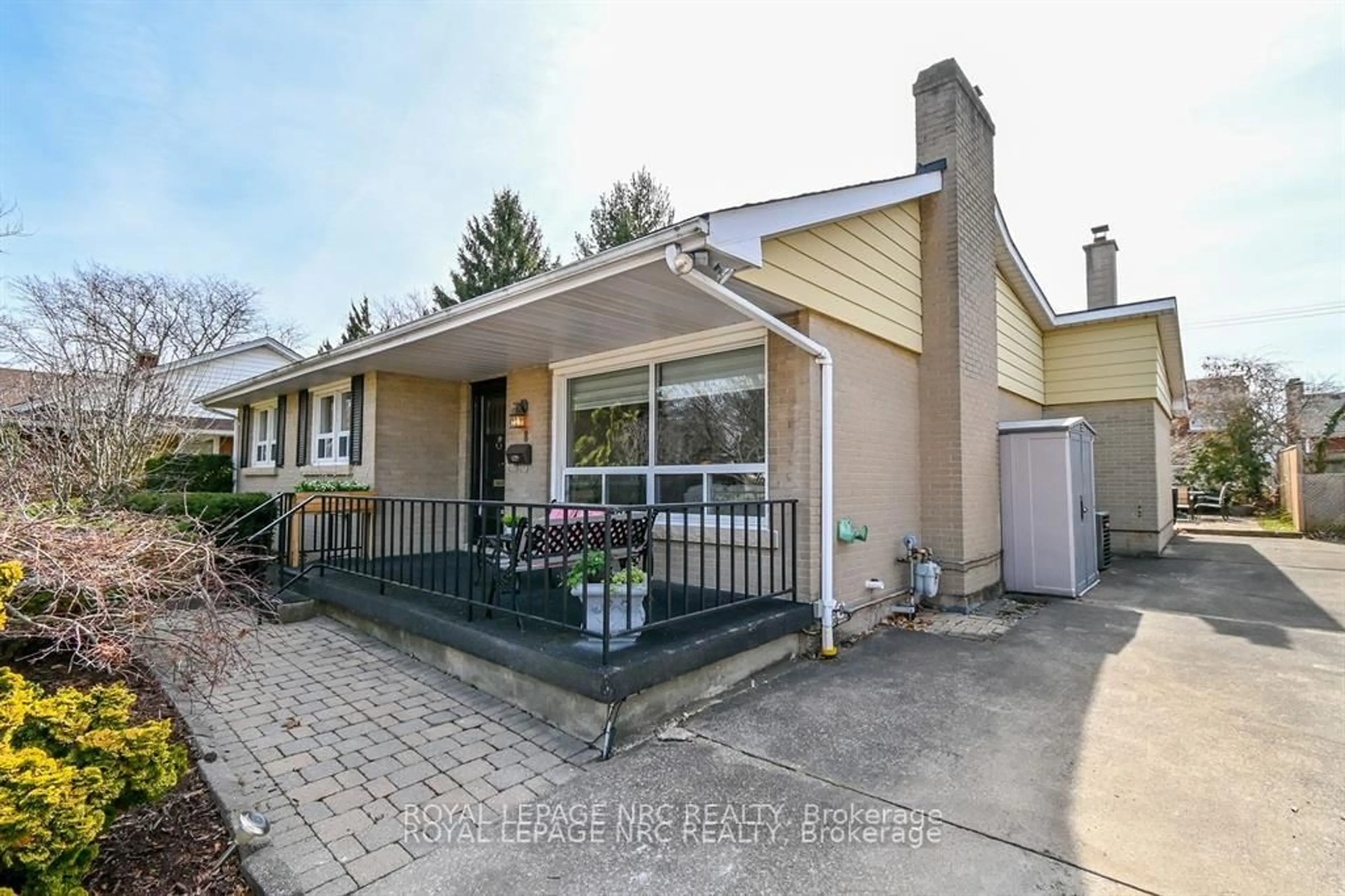 Unknown for 8 MACBETH Blvd, St. Catharines Ontario L2T 2M2