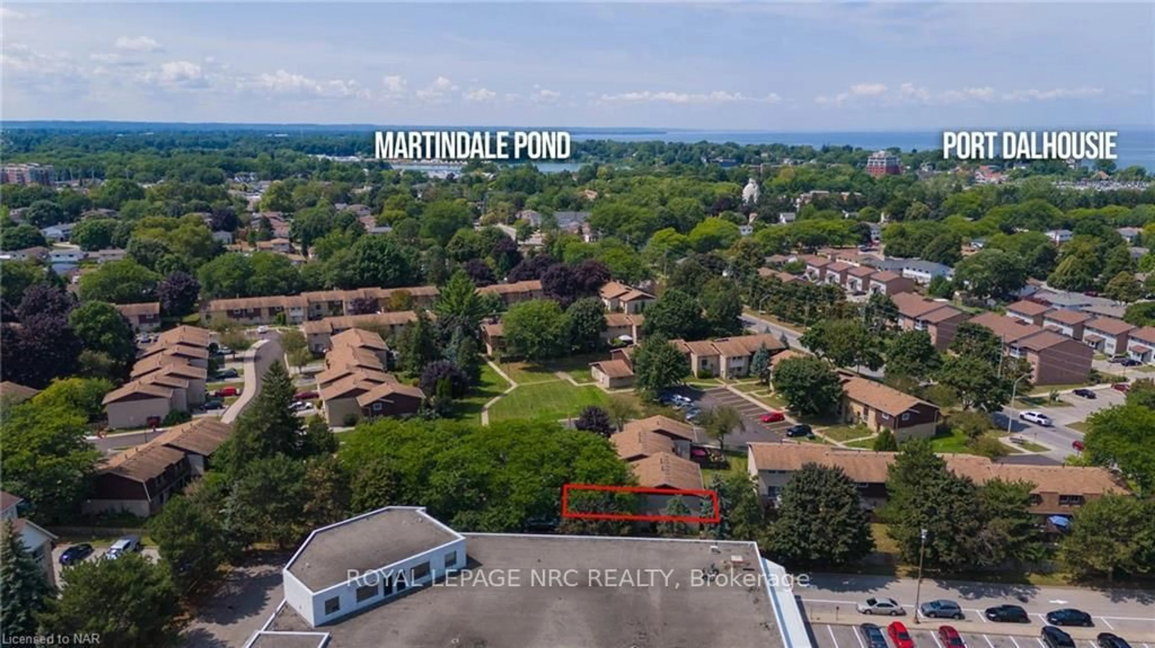 A pic from outside/outdoor area/front of a property/back of a property/a pic from drone, unknown for 50 LAKESHORE Rd #12, St. Catharines Ontario L2N 6P8