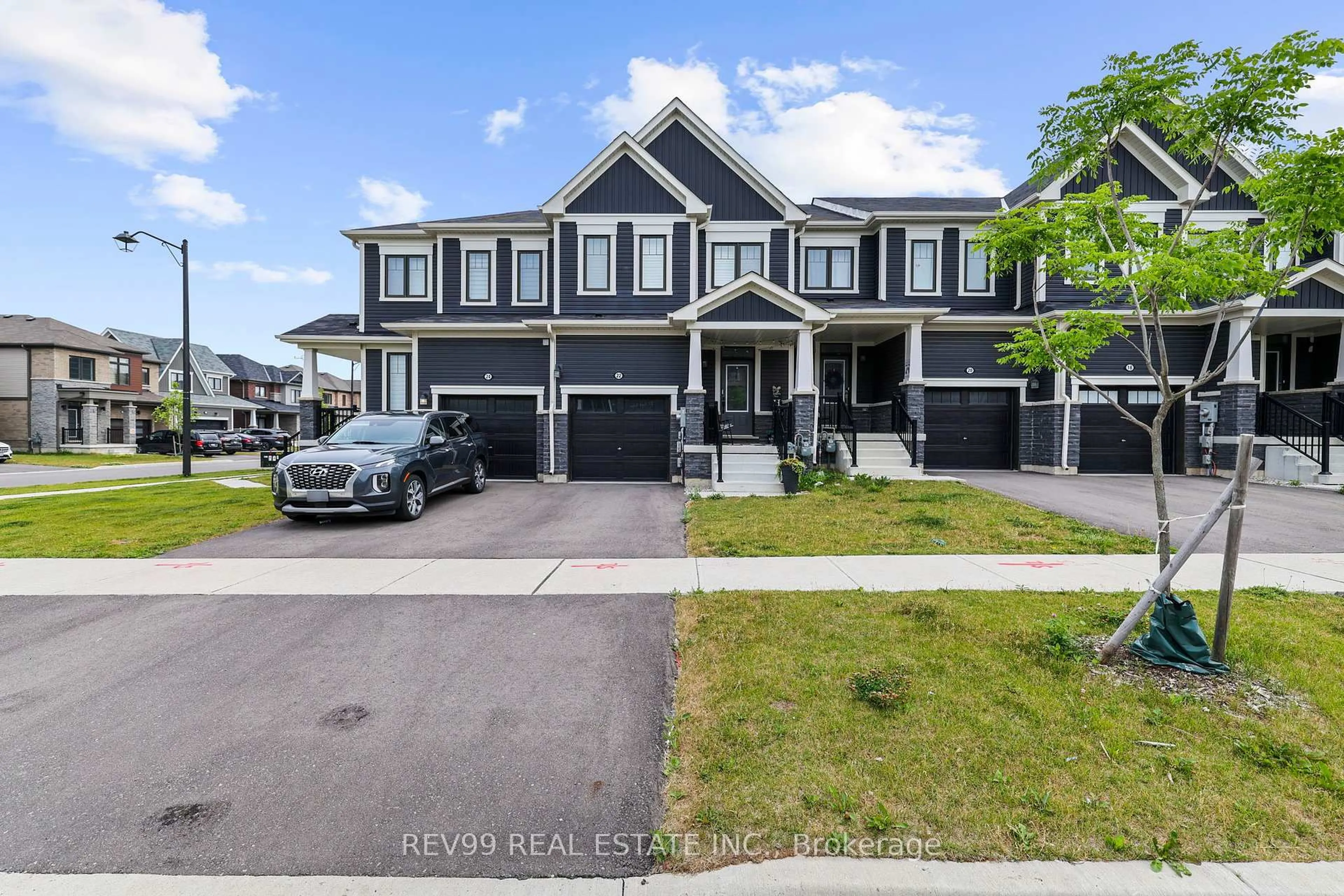 A pic from outside/outdoor area/front of a property/back of a property/a pic from drone, street for 22 Owl Lane, Haldimand Ontario N3W 0G4