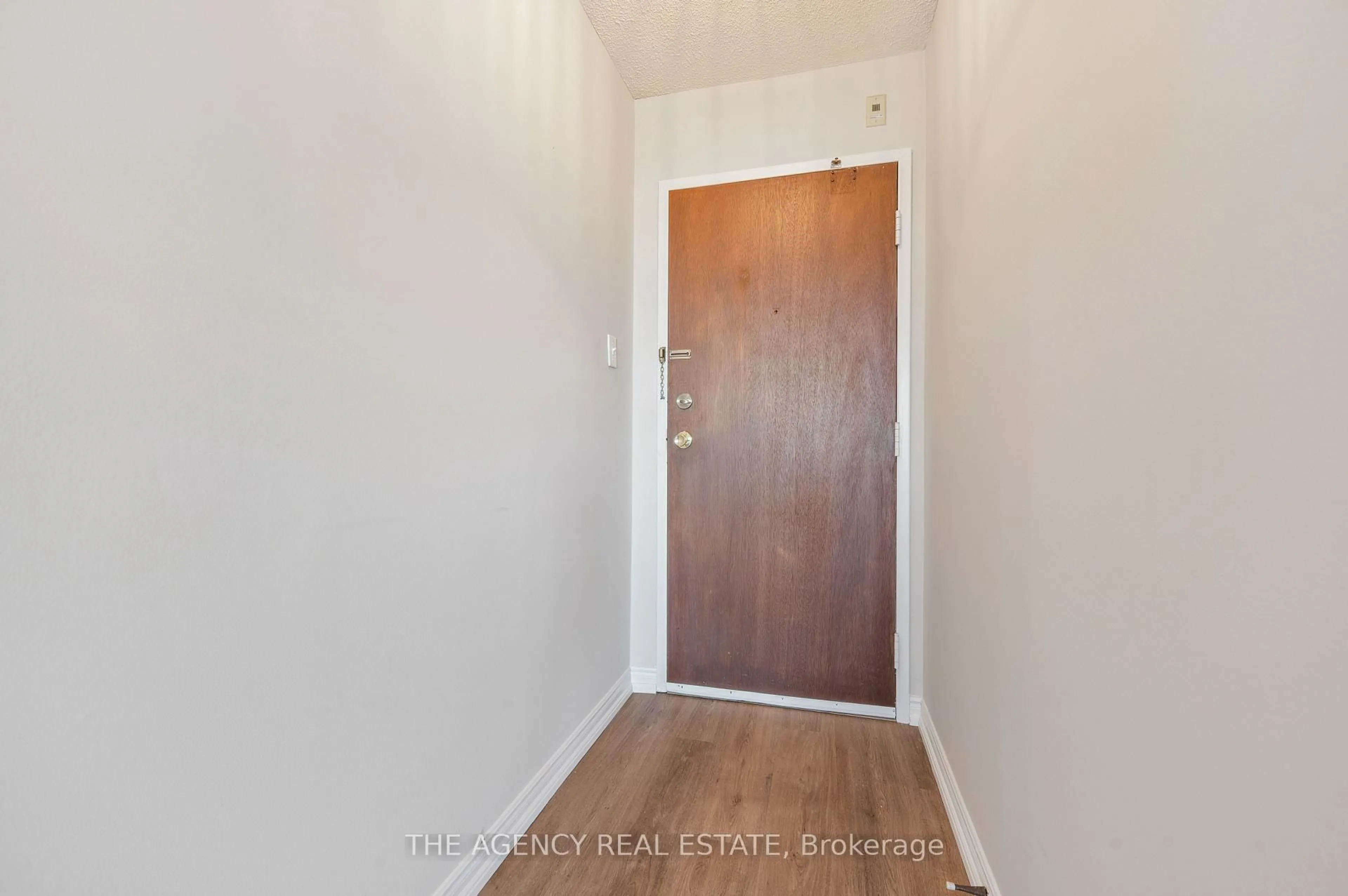 Indoor entryway for 375 King St #507, Waterloo Ontario N2J 4L6