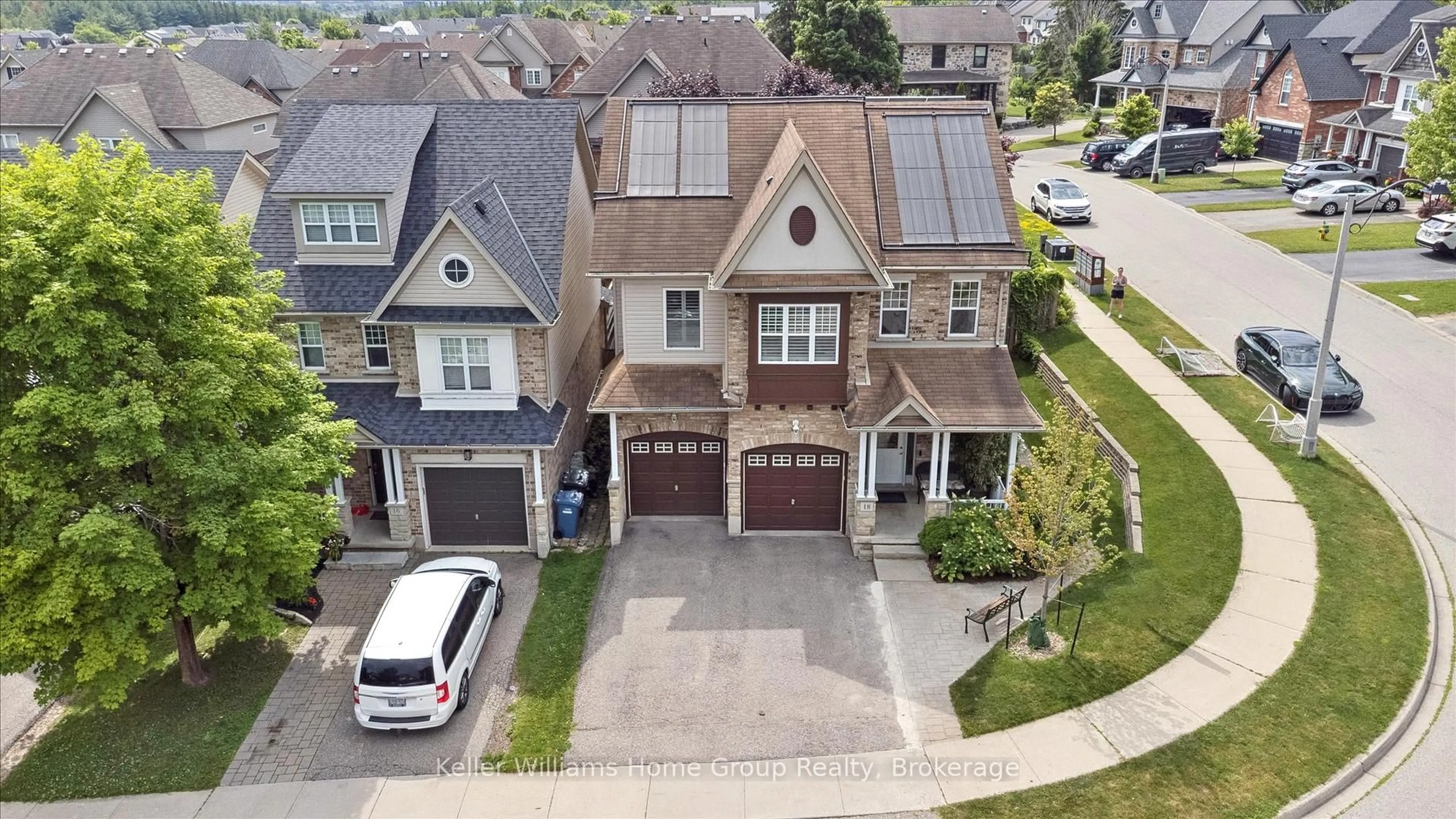 A pic from outside/outdoor area/front of a property/back of a property/a pic from drone, street for 18 Geddes Cres, Guelph Ontario N1G 5K7