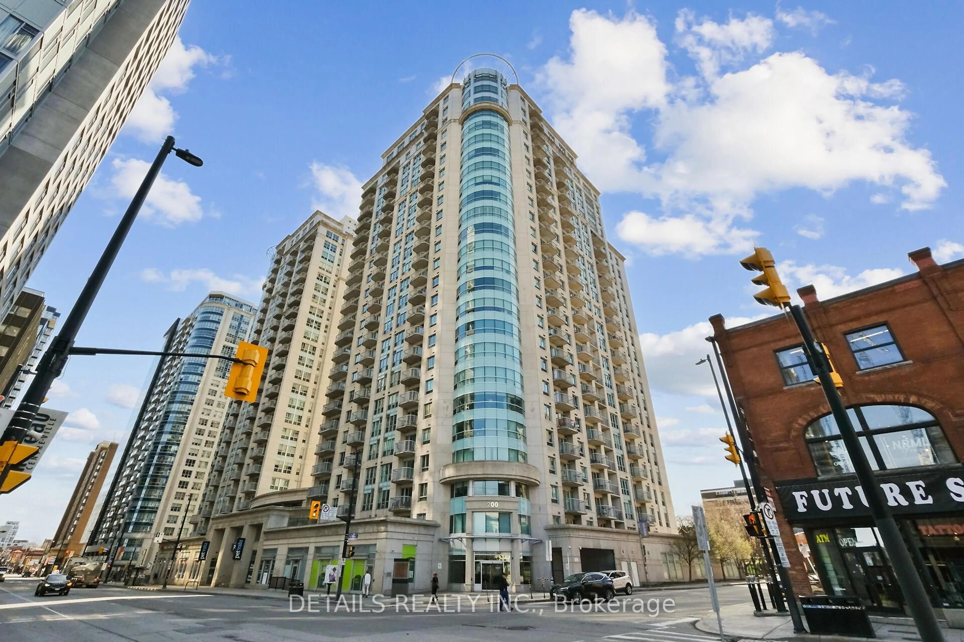 Unknown for 200 Rideau St #1202, Ottawa Ontario K1N 5Y1