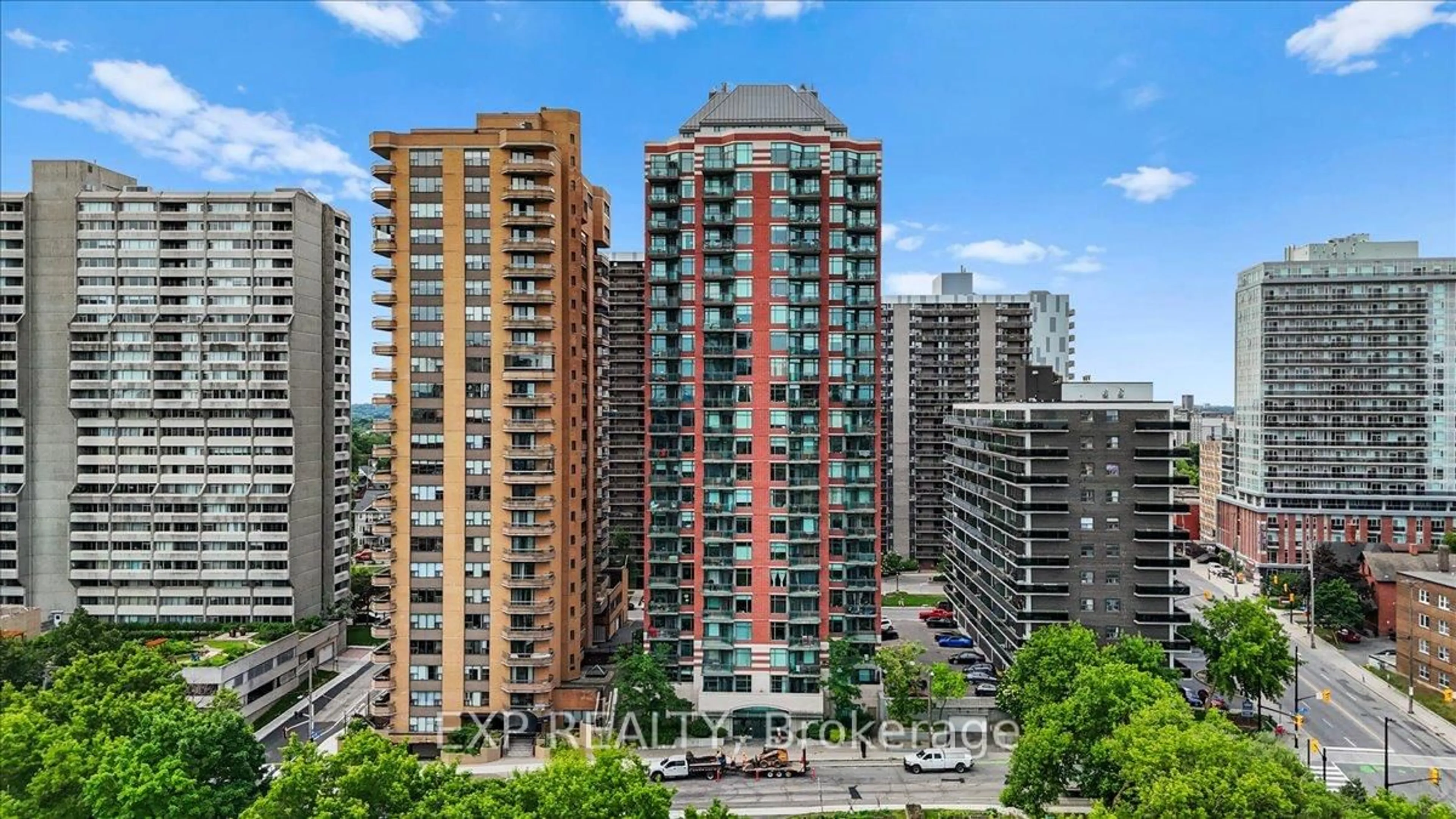 Unknown for 570 Laurier Ave #1003, Ottawa Ontario K1R 1C8