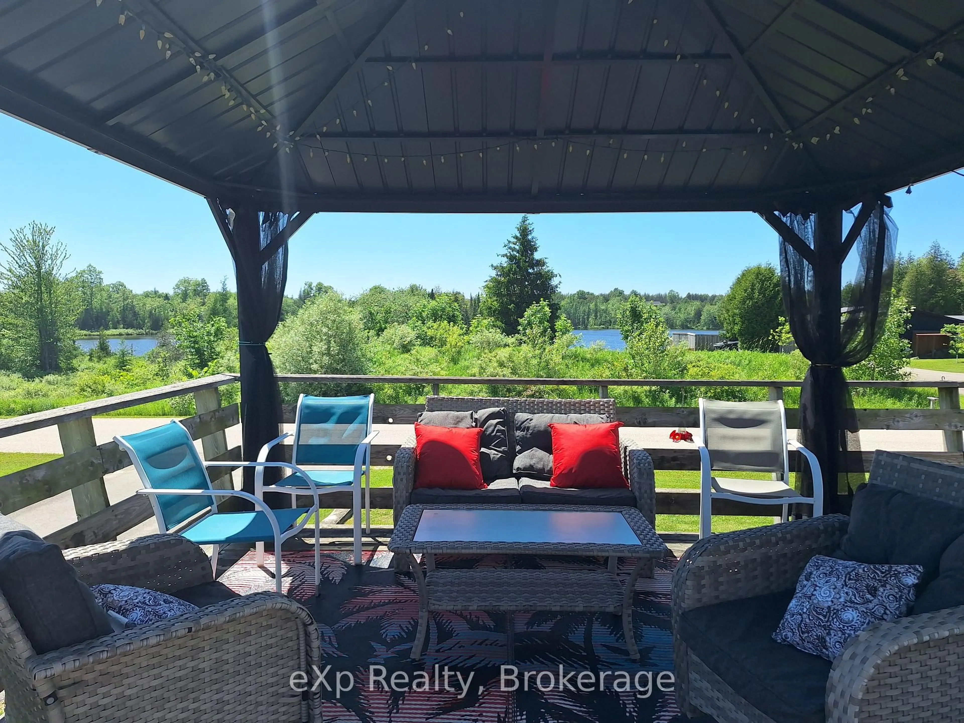 Patio, water/lake/river/ocean view for 125 Lake Dr, West Grey Ontario N0C 1H0