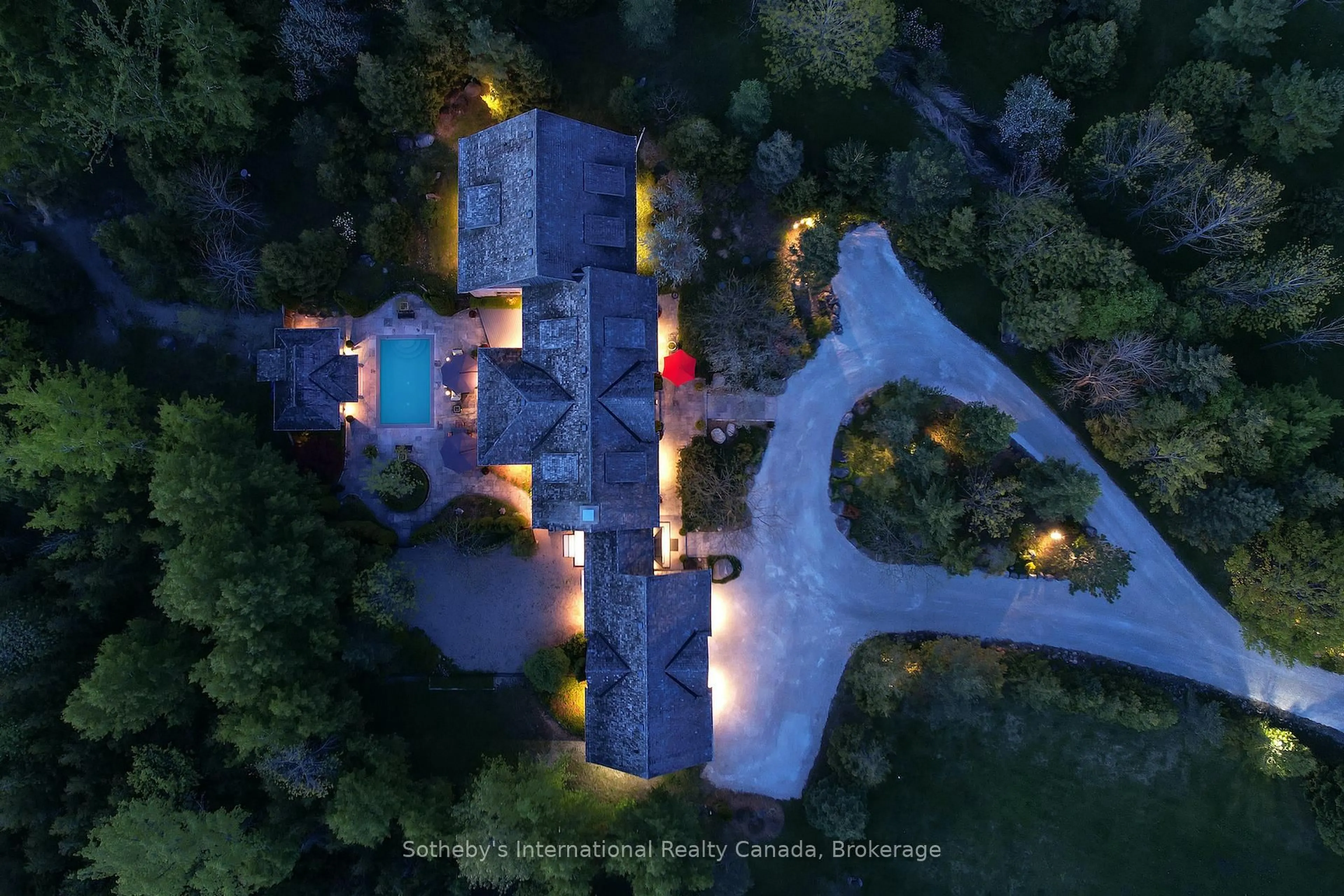A pic from outside/outdoor area/front of a property/back of a property/a pic from drone, street for 828327 GREY ROAD 40, Blue Mountains Ontario N0H 1J0