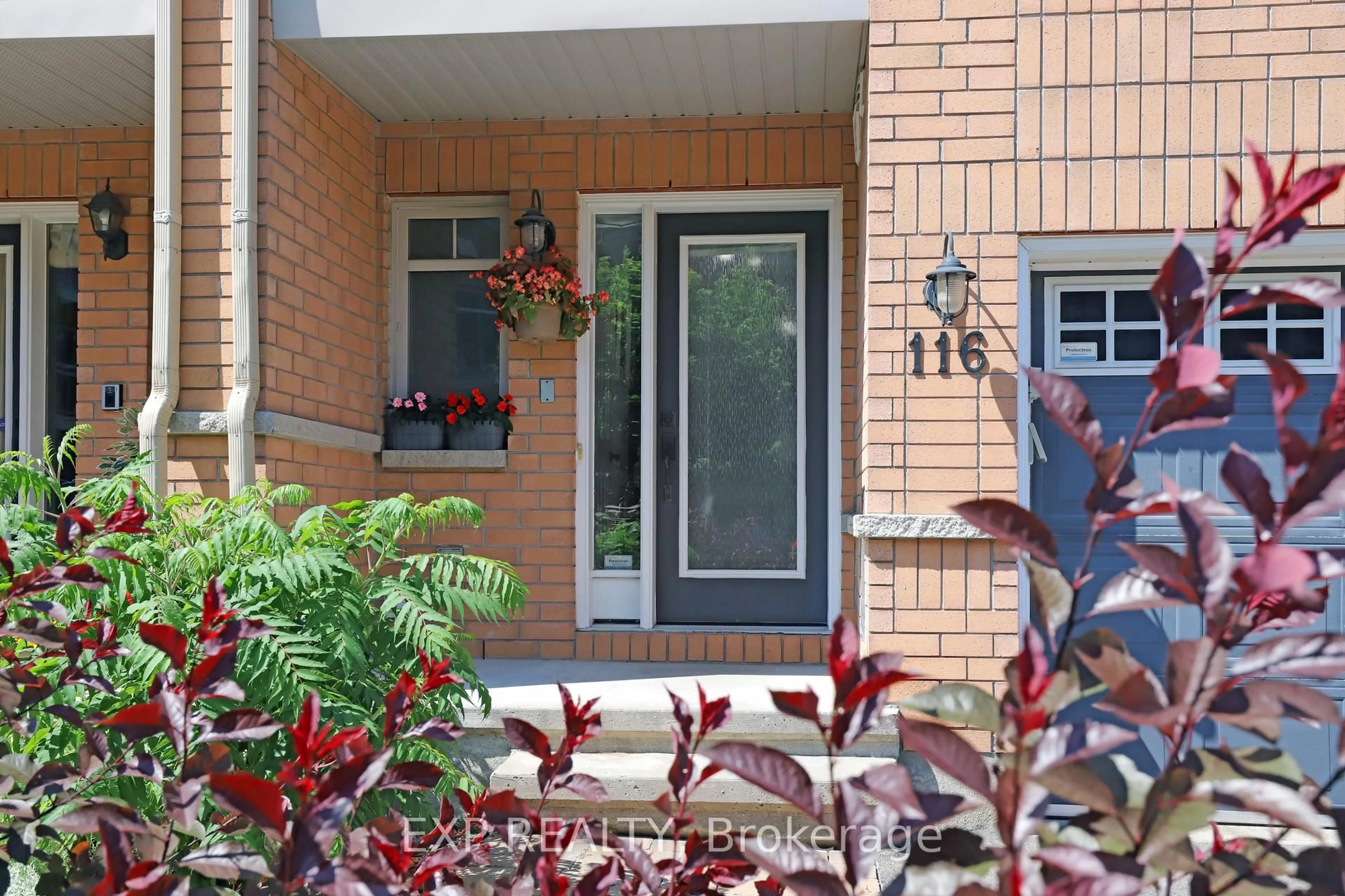 Unknown for 116 Quito Private, Ottawa Ontario K2E 0A9