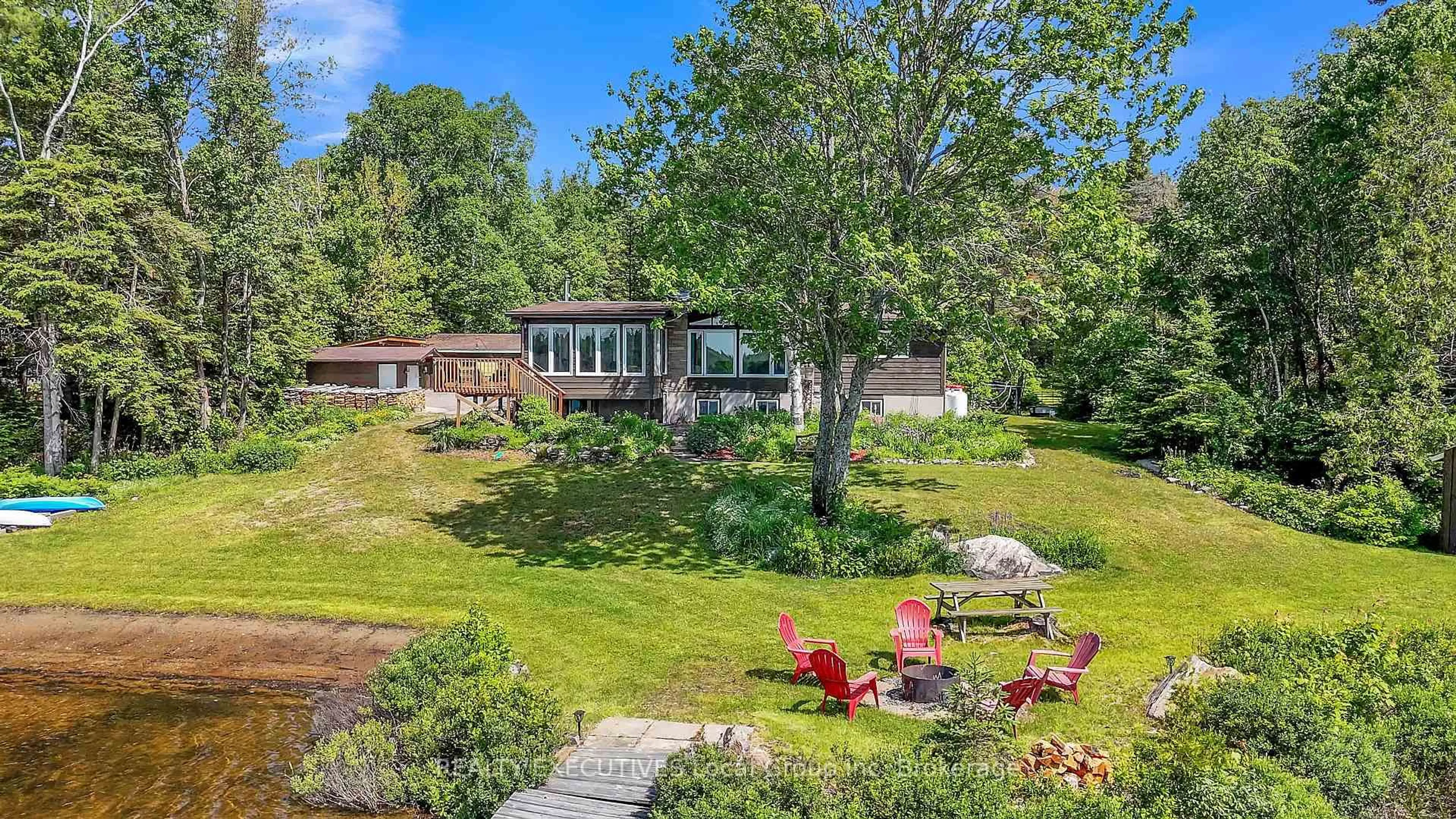 A pic from outside/outdoor area/front of a property/back of a property/a pic from drone, water/lake/river/ocean view for 351-E EVERGREEN Rd, North Bay Ontario P1B 8G2