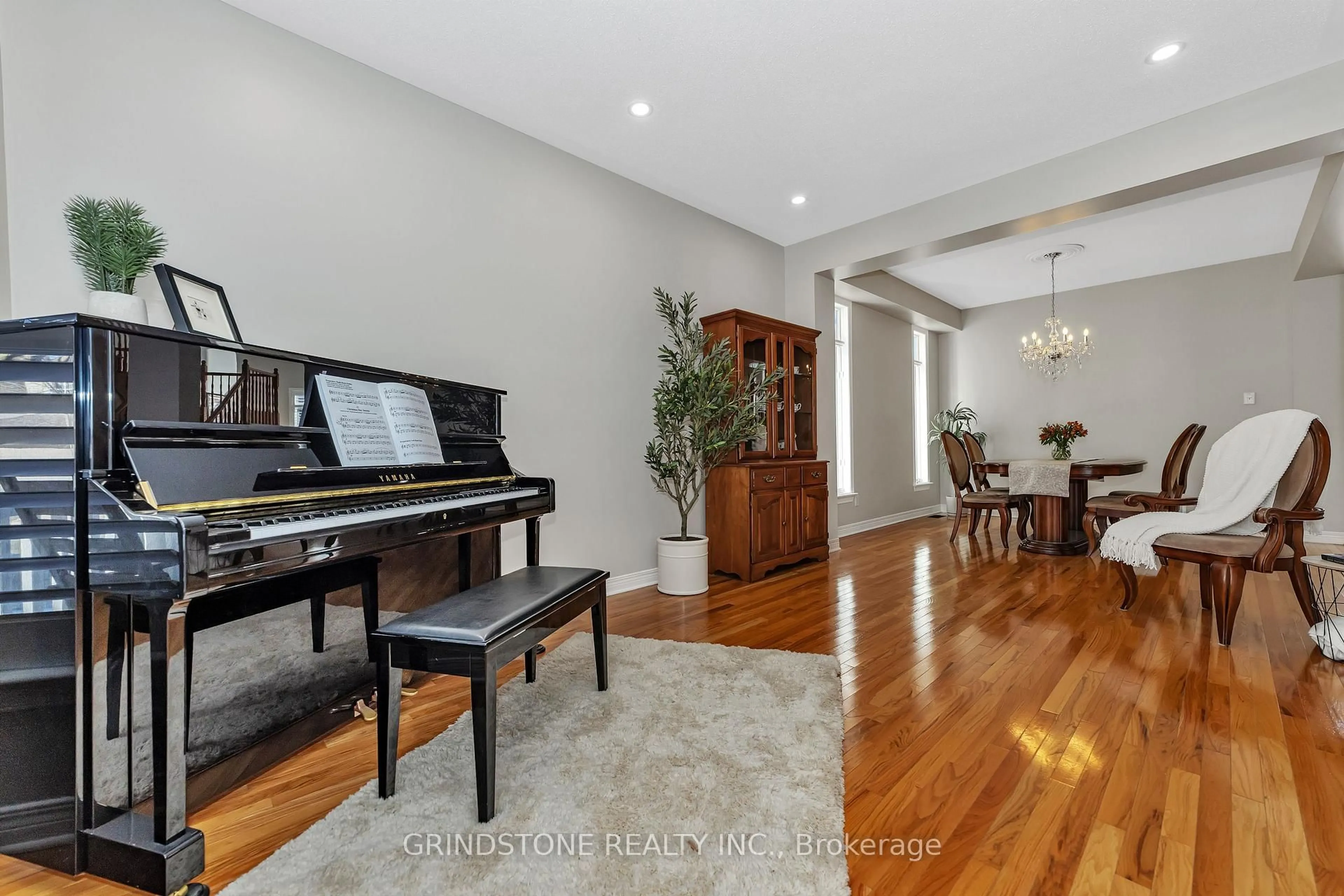 Unknown for 12 Escade Dr, Ottawa Ontario K2G 6R9