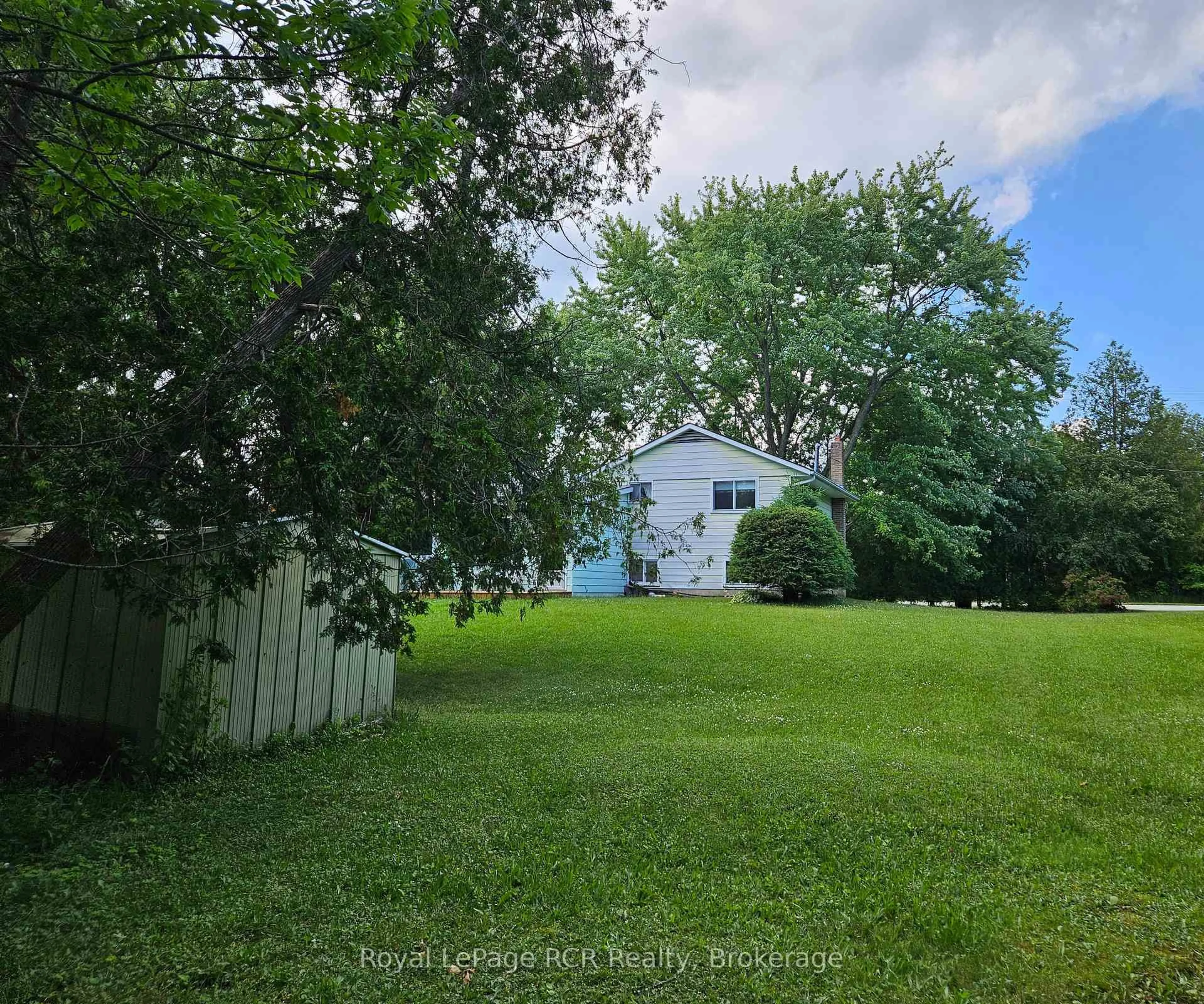 A pic from outside/outdoor area/front of a property/back of a property/a pic from drone, unknown for 303482 Indian Acres Rd, Georgian Bluffs Ontario N4K 0G3
