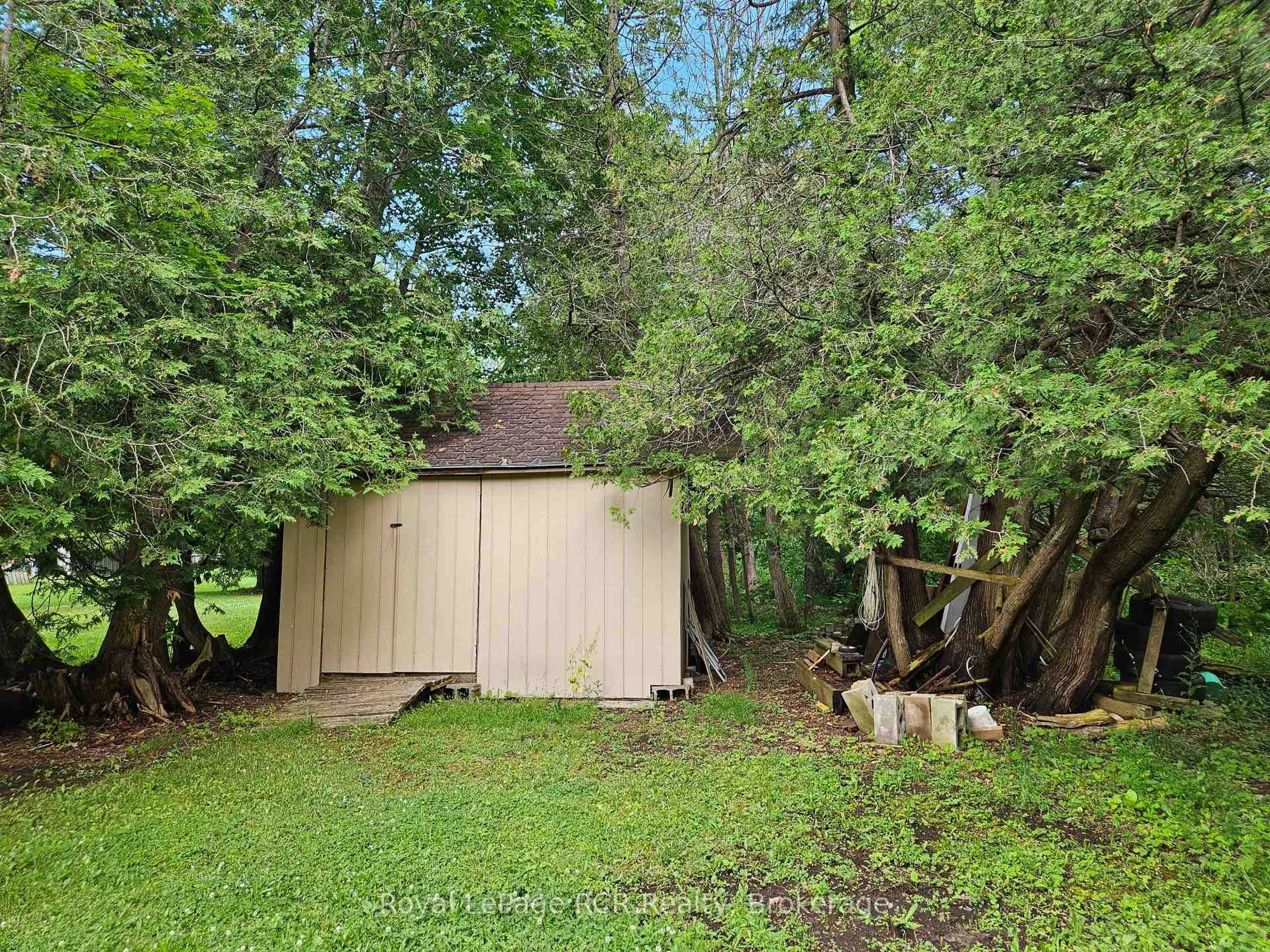 Shed for 303482 Indian Acres Rd, Georgian Bluffs Ontario N4K 0G3