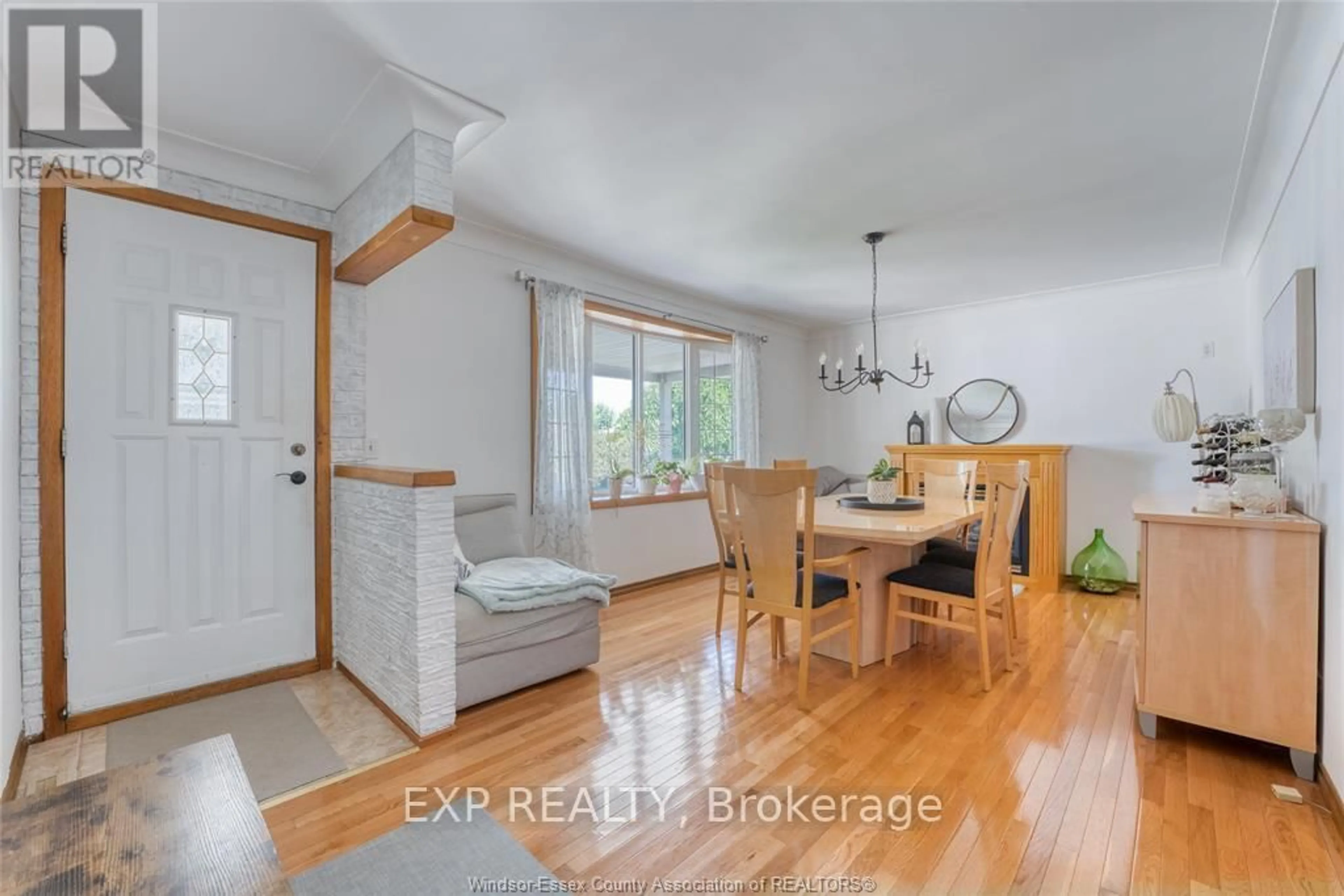 Unknown for 337 Evelyn St, Lakeshore Ontario N0R 1A0