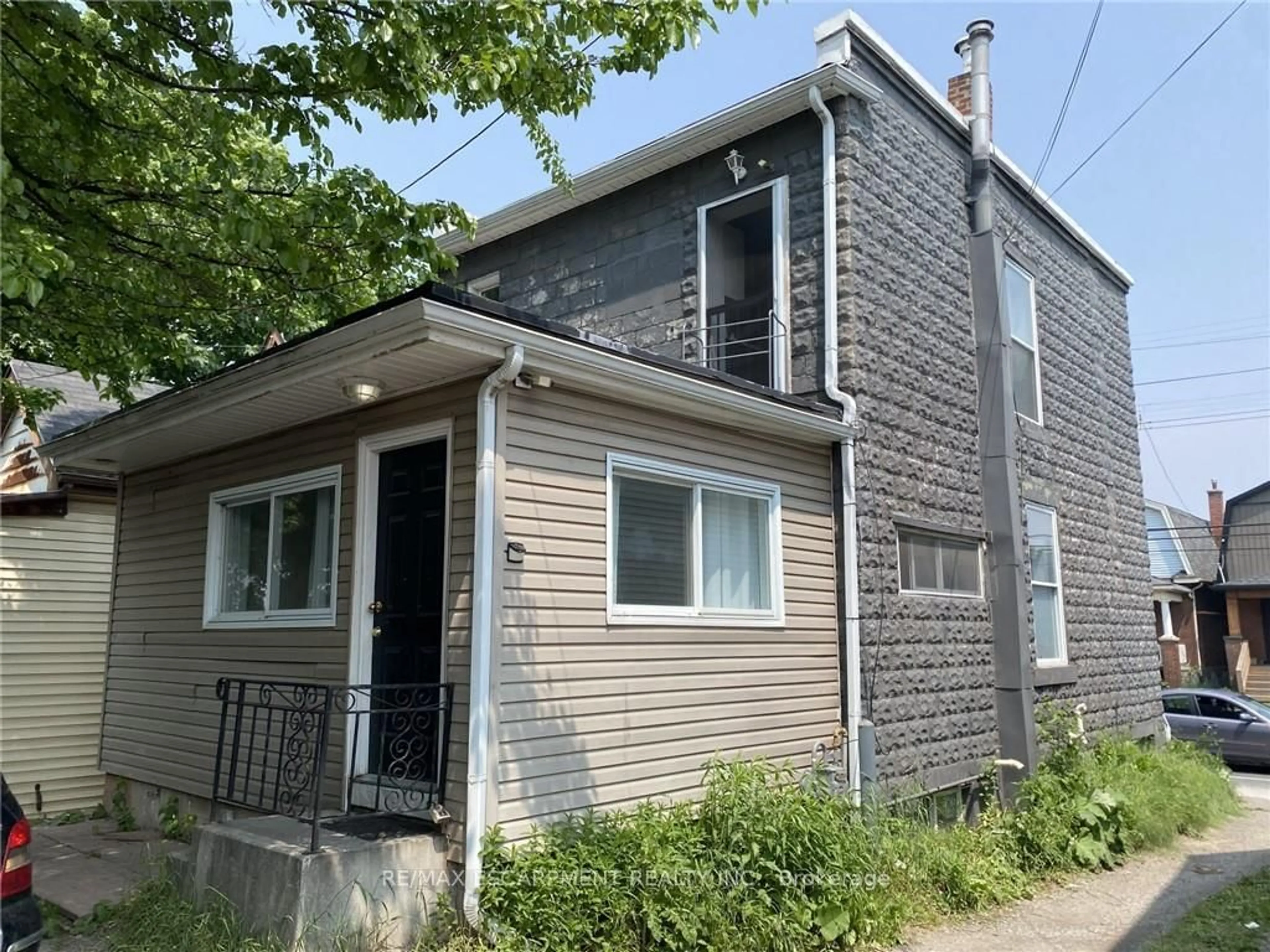 Unknown for 1164 Cannon St, Hamilton Ontario L8L 2K1