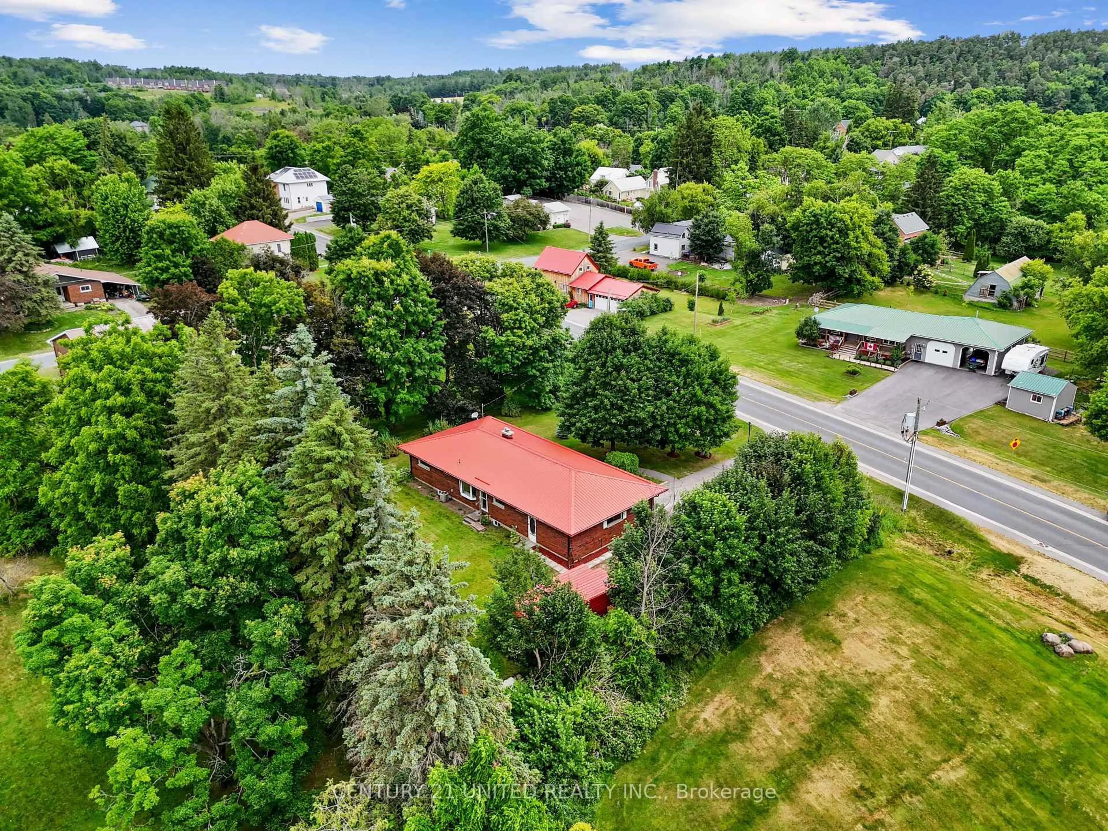 A pic from outside/outdoor area/front of a property/back of a property/a pic from drone, mountain view for 35 Dominion St, Trent Hills Ontario K0K 3K0