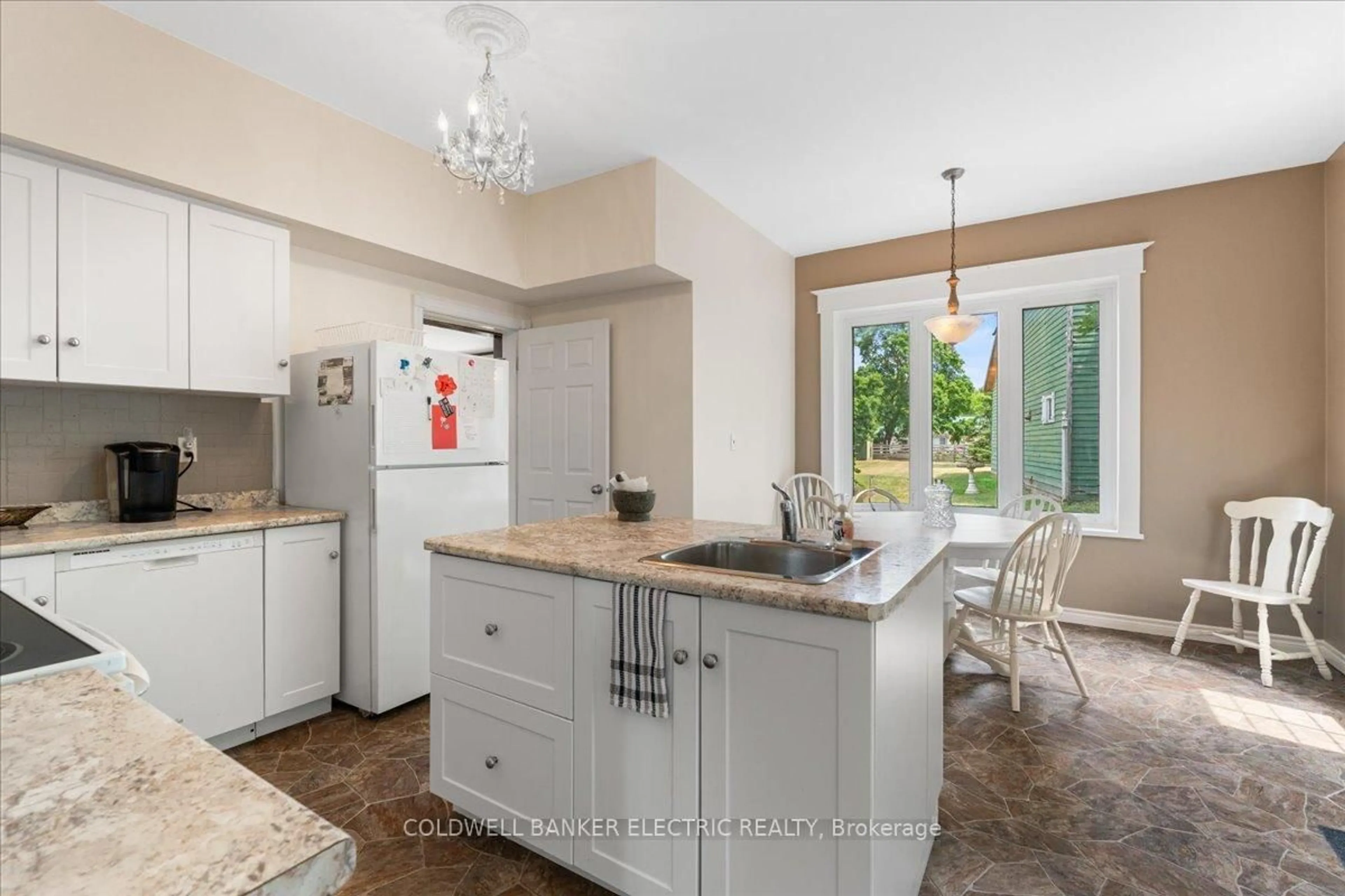 Open concept kitchen, ceramic/tile floor for 79 Doxsee Ave, Trent Hills Ontario K0L 1L0