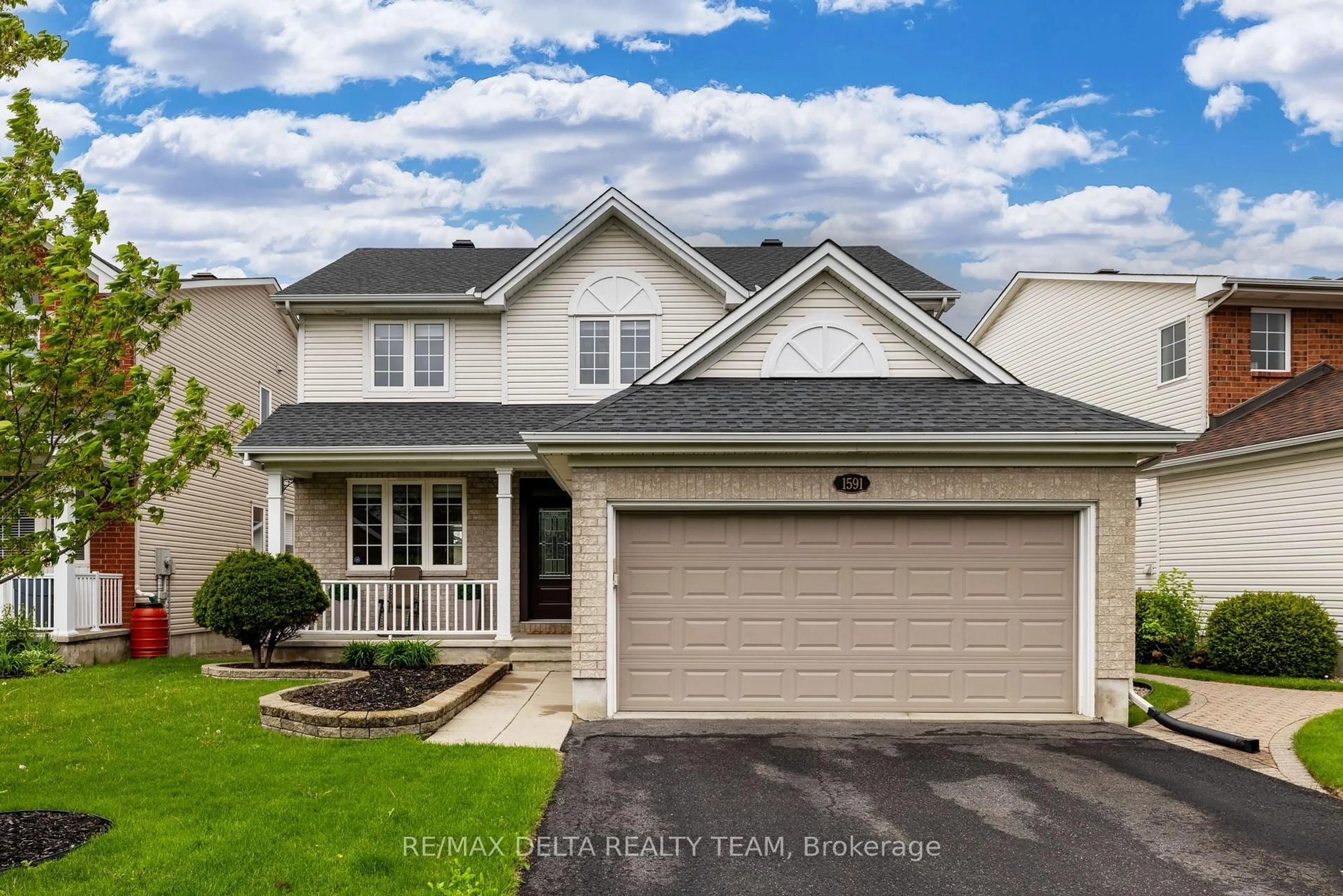 Home with vinyl exterior material, street for 1591 WINTERPORT Way, Ottawa Ontario K4A 4C2