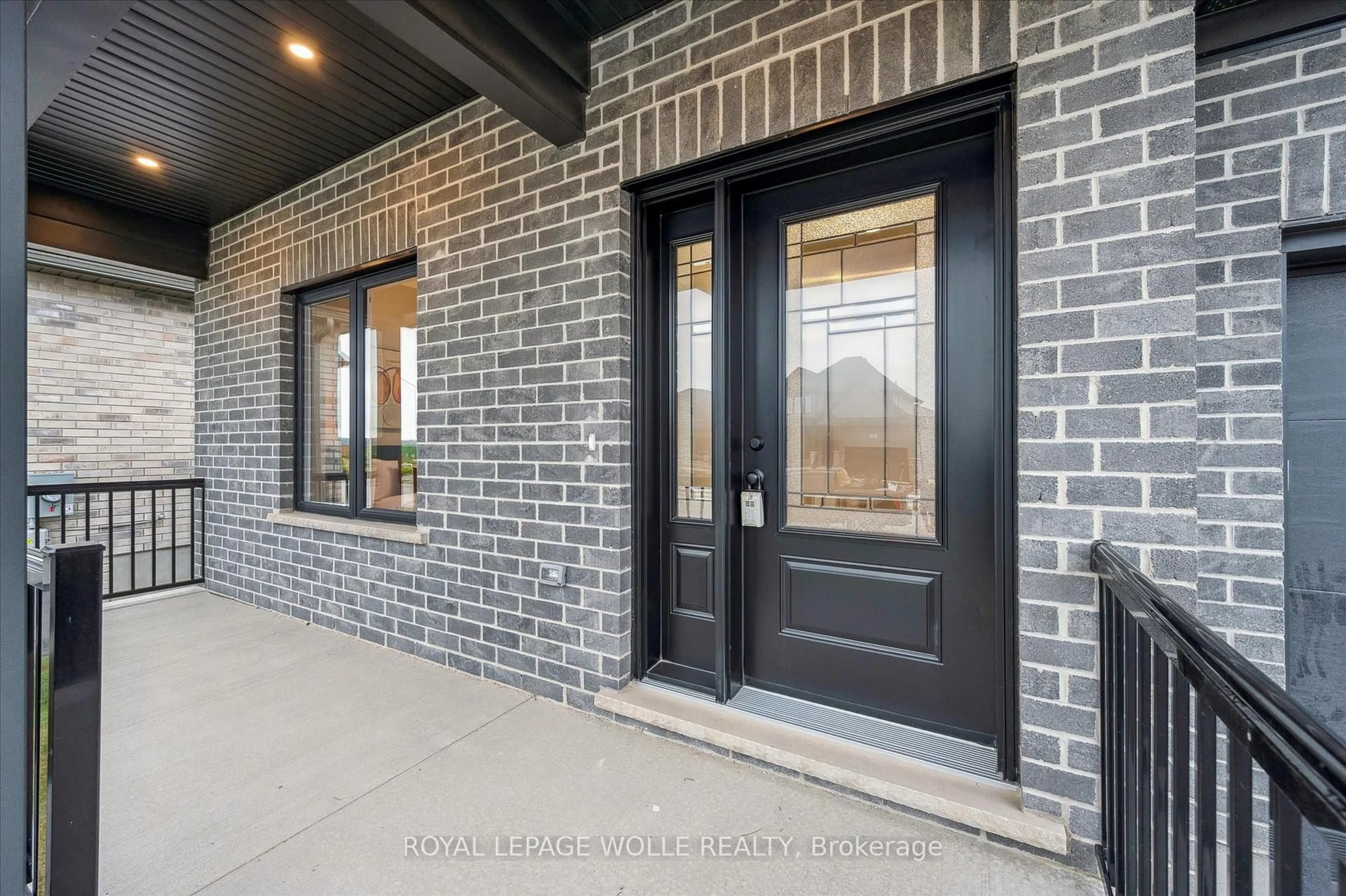 Home with brick exterior material, street for 102 SOUTH PARKWOOD Blvd, Woolwich Ontario N3B 0E6