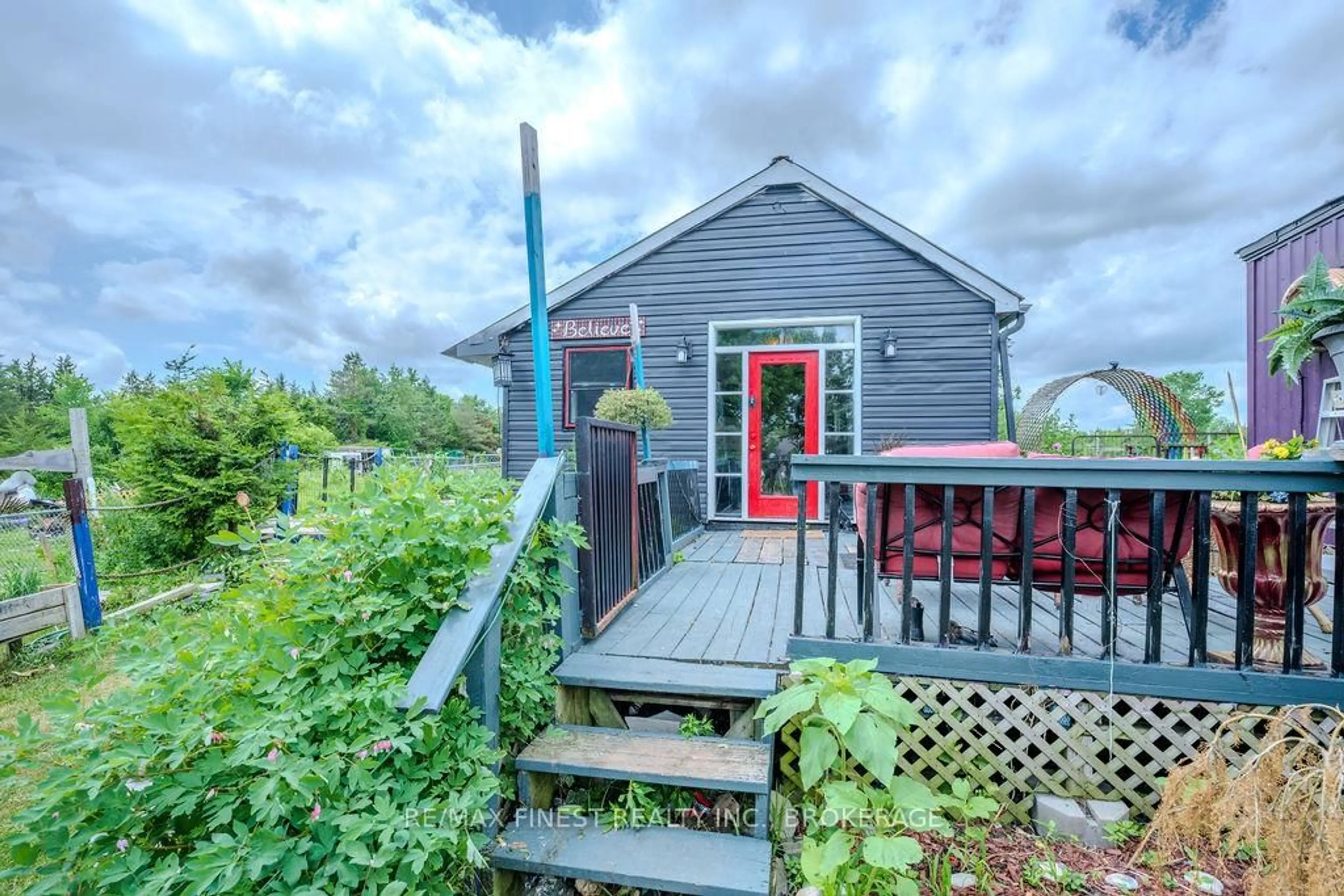 Shed for 142 Cooks Rd, Greater Napanee Ontario K0K 2W0