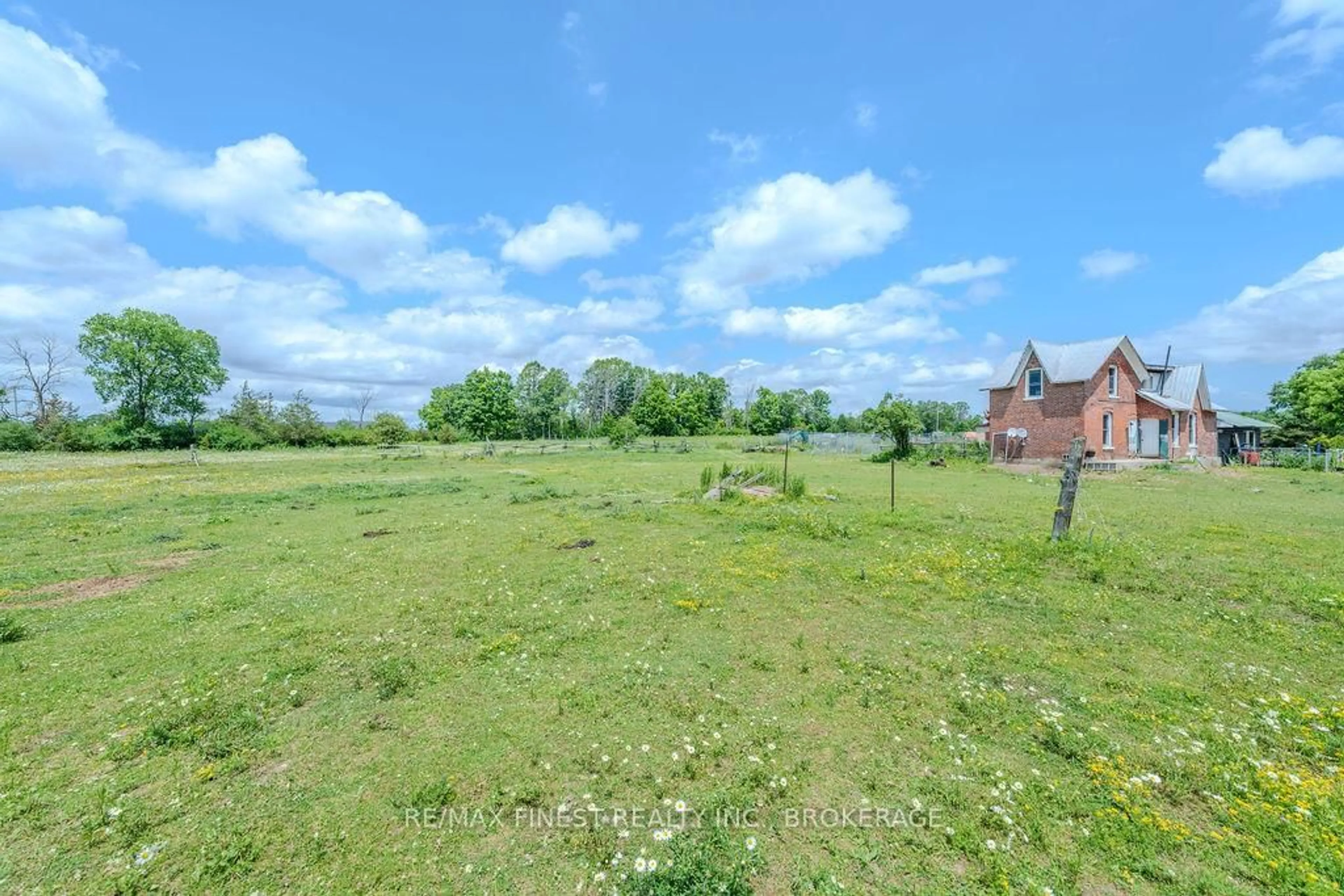 A pic from outside/outdoor area/front of a property/back of a property/a pic from drone, unknown for 142 Cooks Rd, Greater Napanee Ontario K0K 2W0