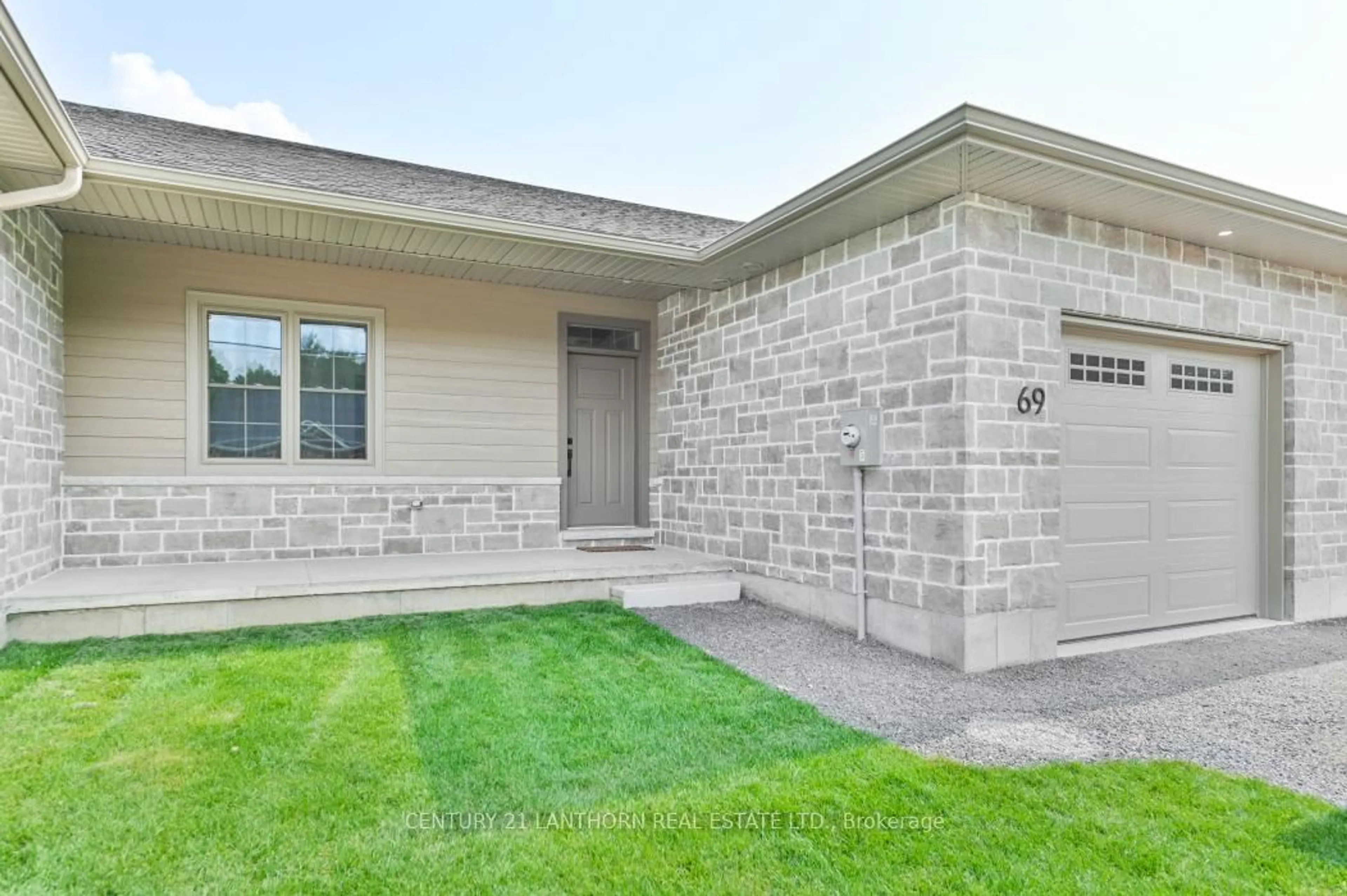 Home with brick exterior material, street for 69 Seymour St, Madoc Ontario K0K 2K0