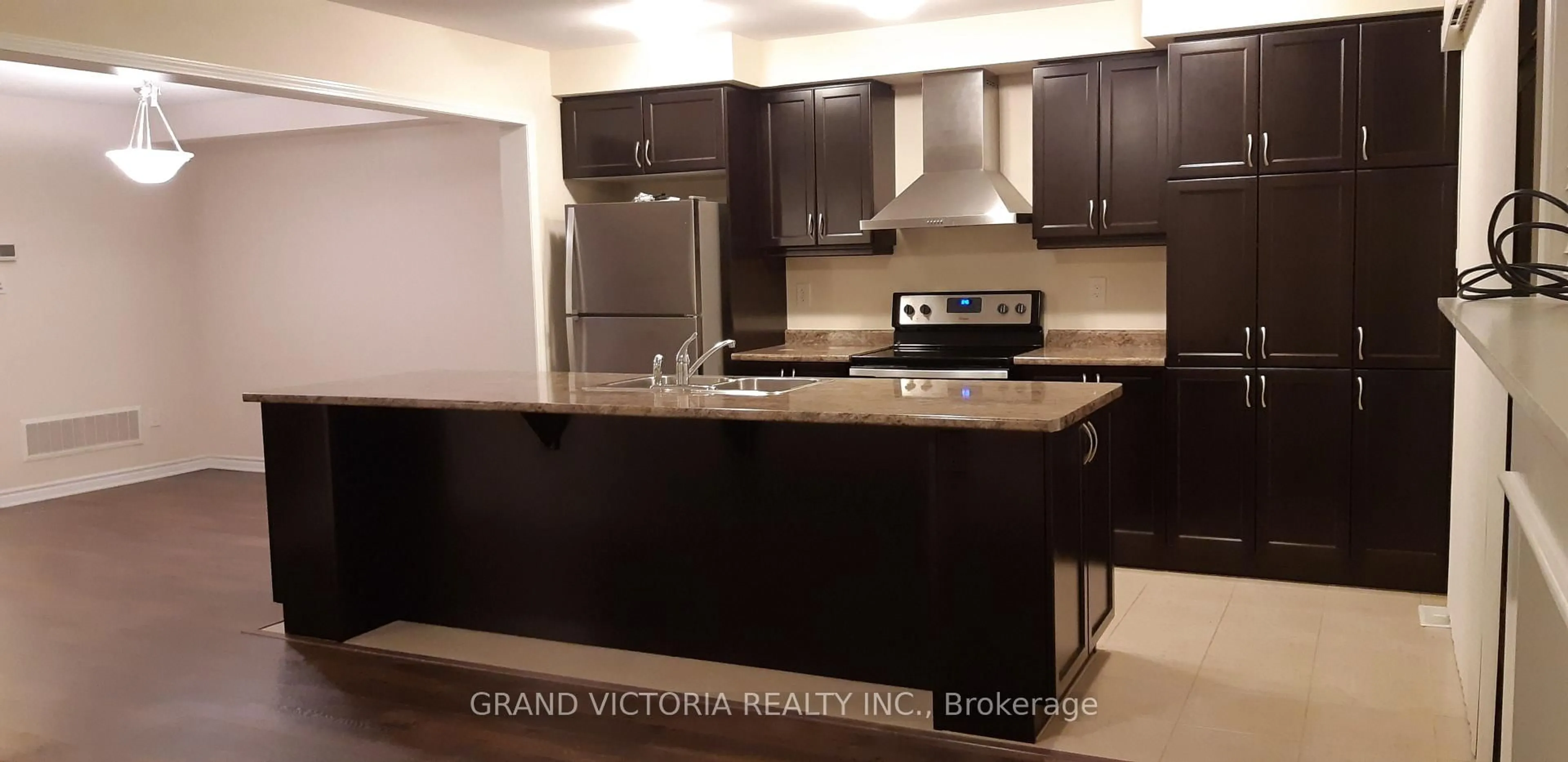 Unknown for 100 Mcmonies Dr, Hamilton Ontario L8B 0A6