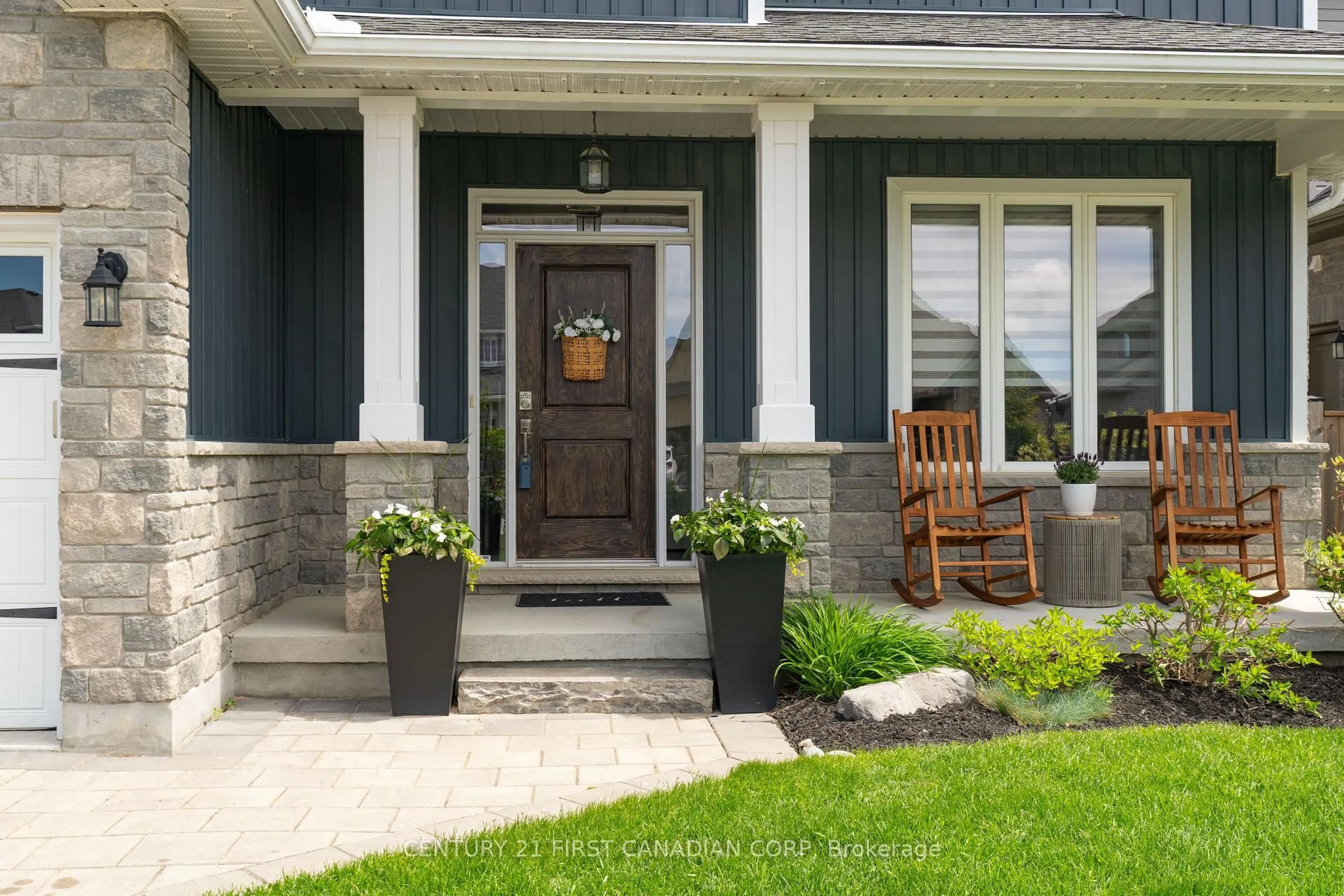 Unknown for 116 Coyne Lane, Lucan Biddulph Ontario N0M 2J0
