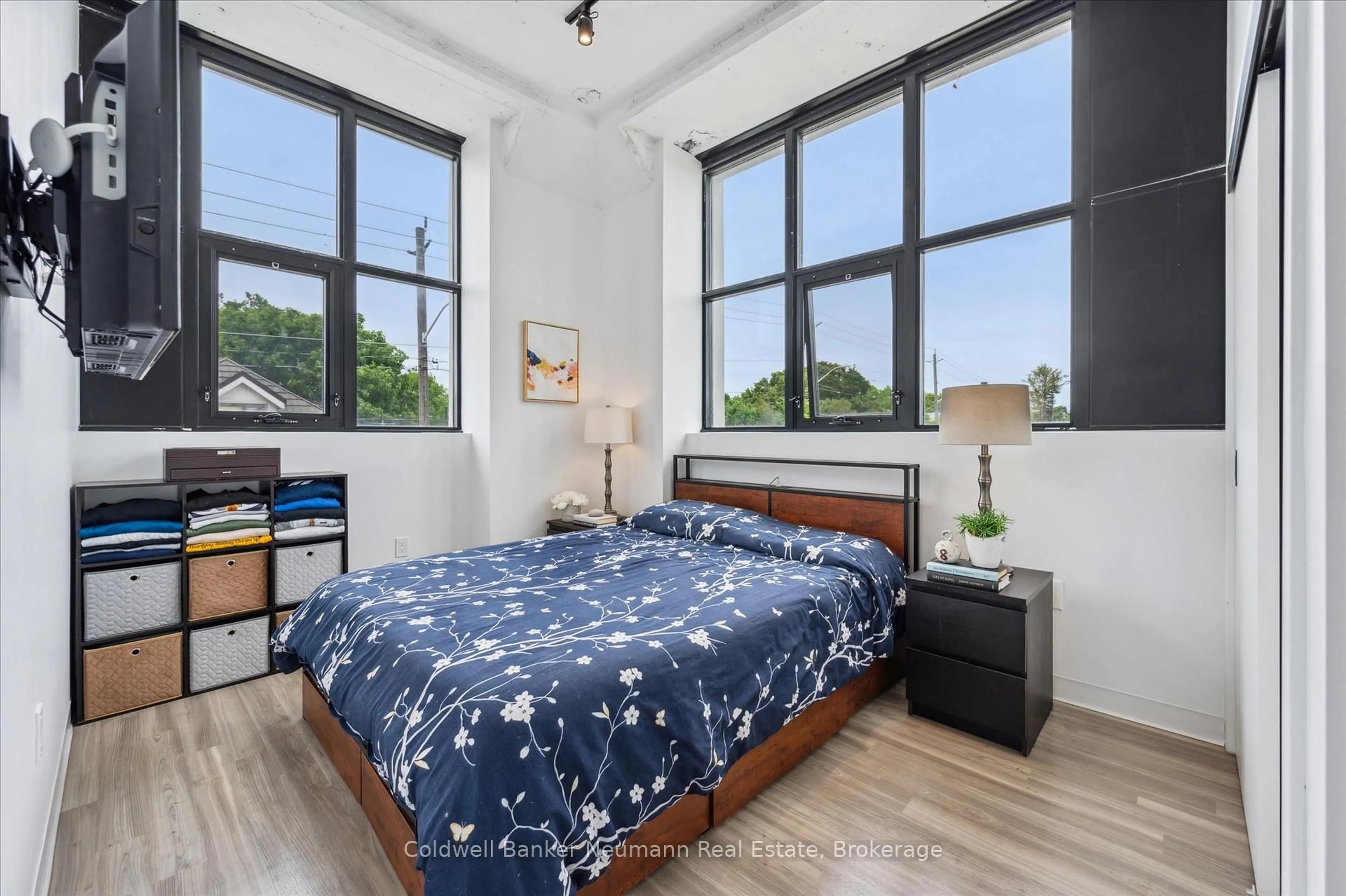 Bedroom with bed, unknown for 120 Huron St #218, Guelph Ontario N1E 0T8