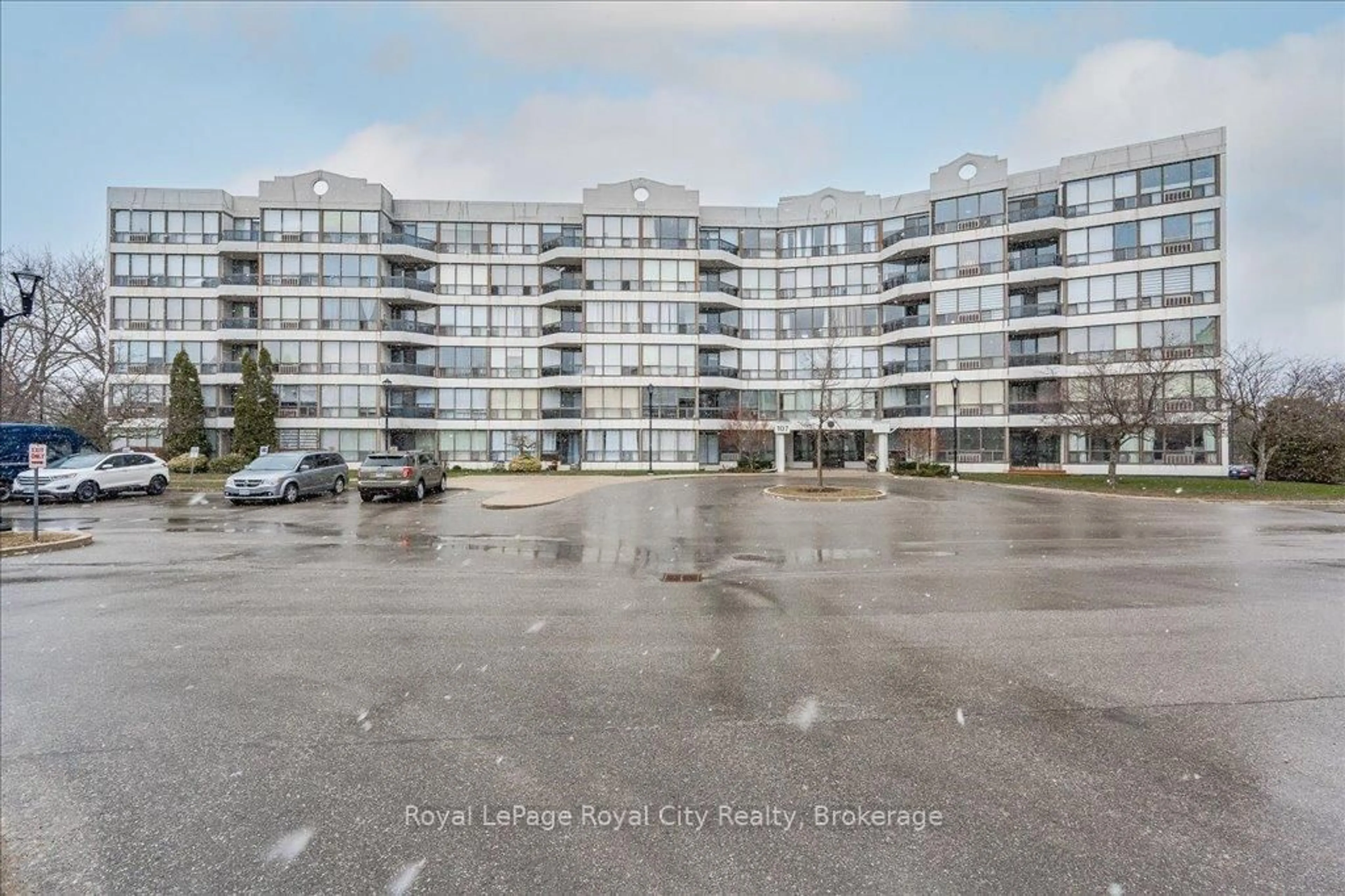 Blurry image for 107 Bagot St #110, Guelph Ontario N1H 8H5