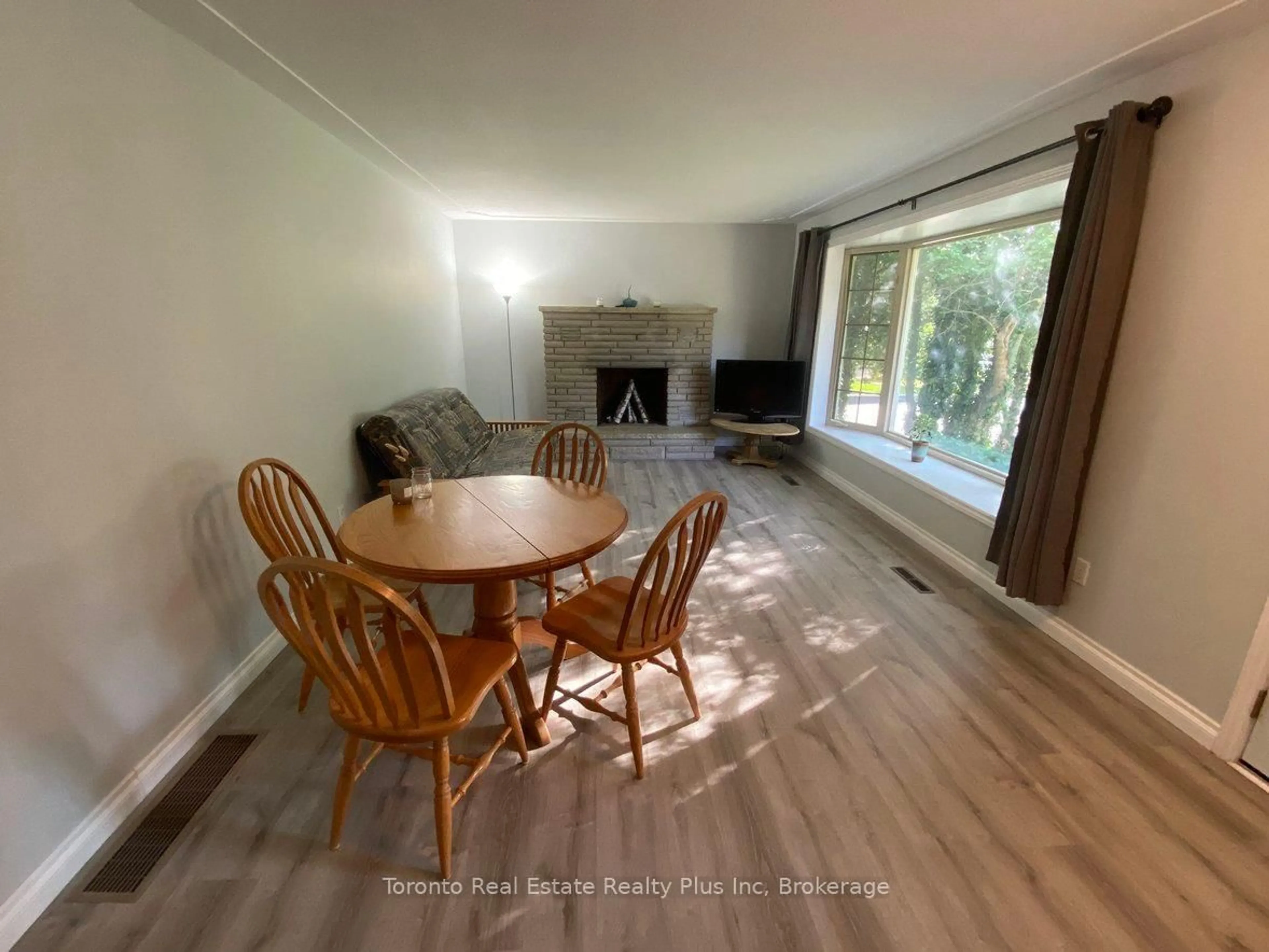 A pic of a room for 1040 Huron Terr, Kincardine Ontario N2Z 1E5