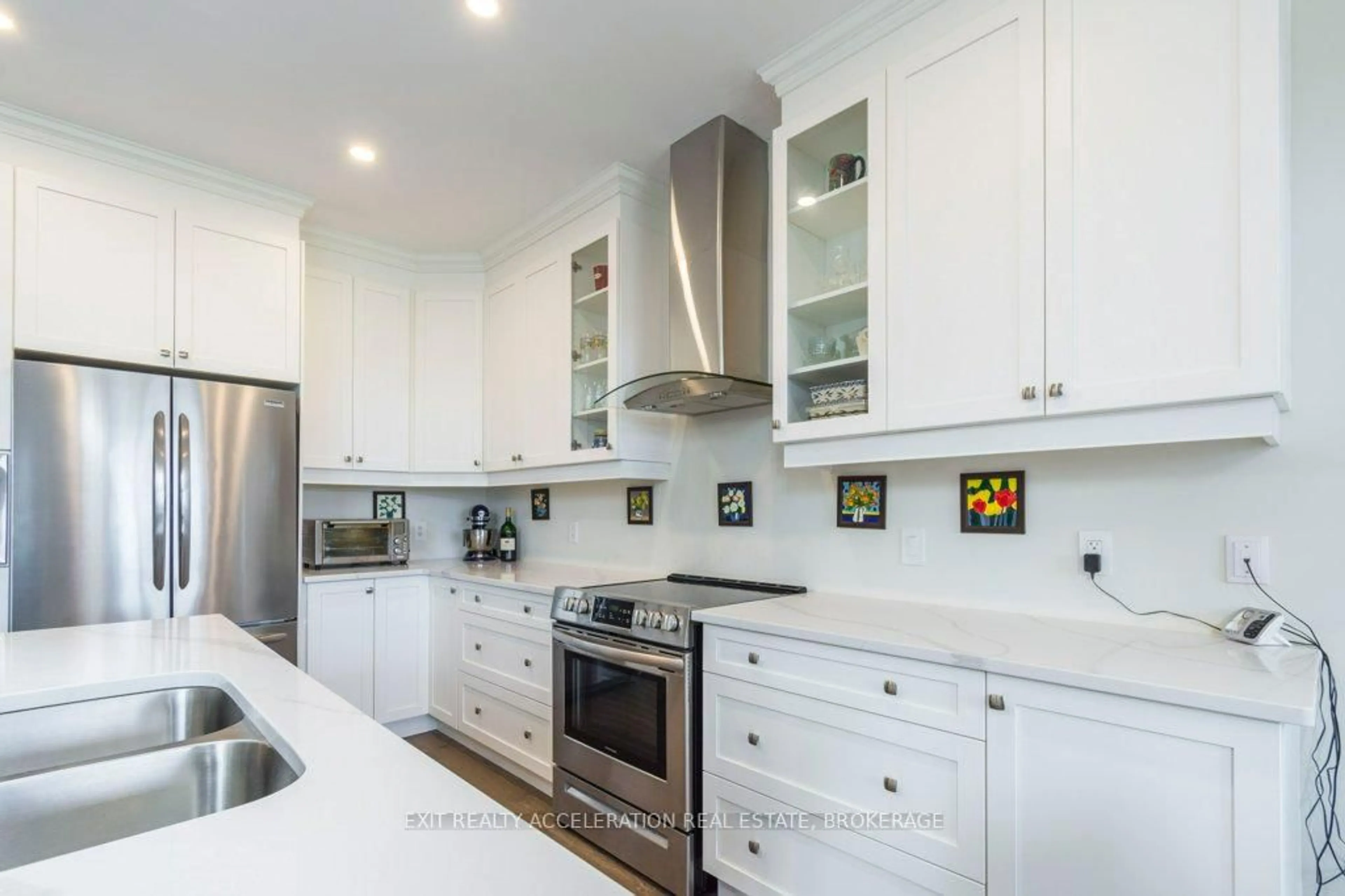 Contemporary kitchen, ceramic/tile floor for 113 Country Club Dr, Bath Ontario K0H 1G0