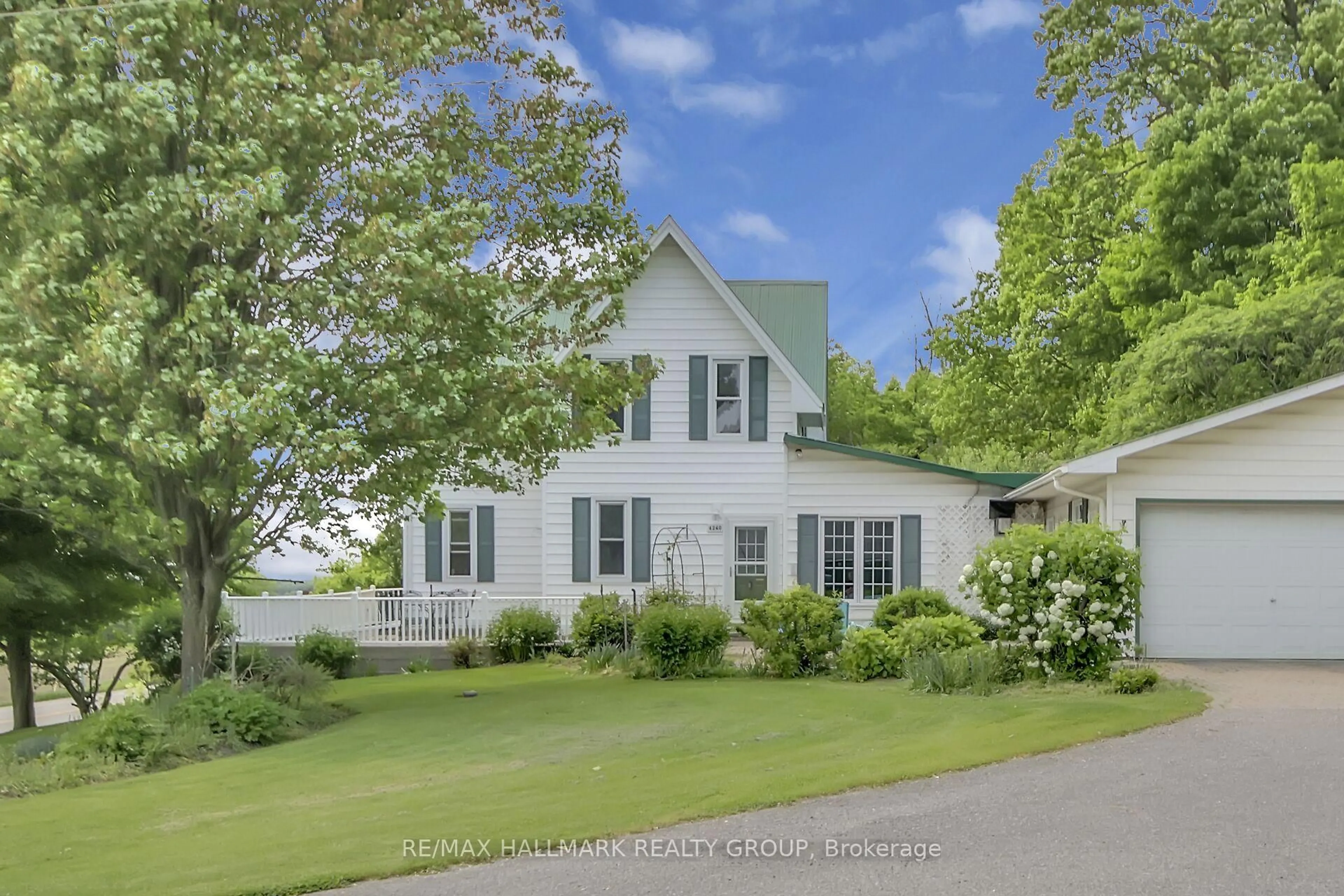 A pic from outside/outdoor area/front of a property/back of a property/a pic from drone, street for 4240 Carp Rd, Carp Ontario K0A 1L0