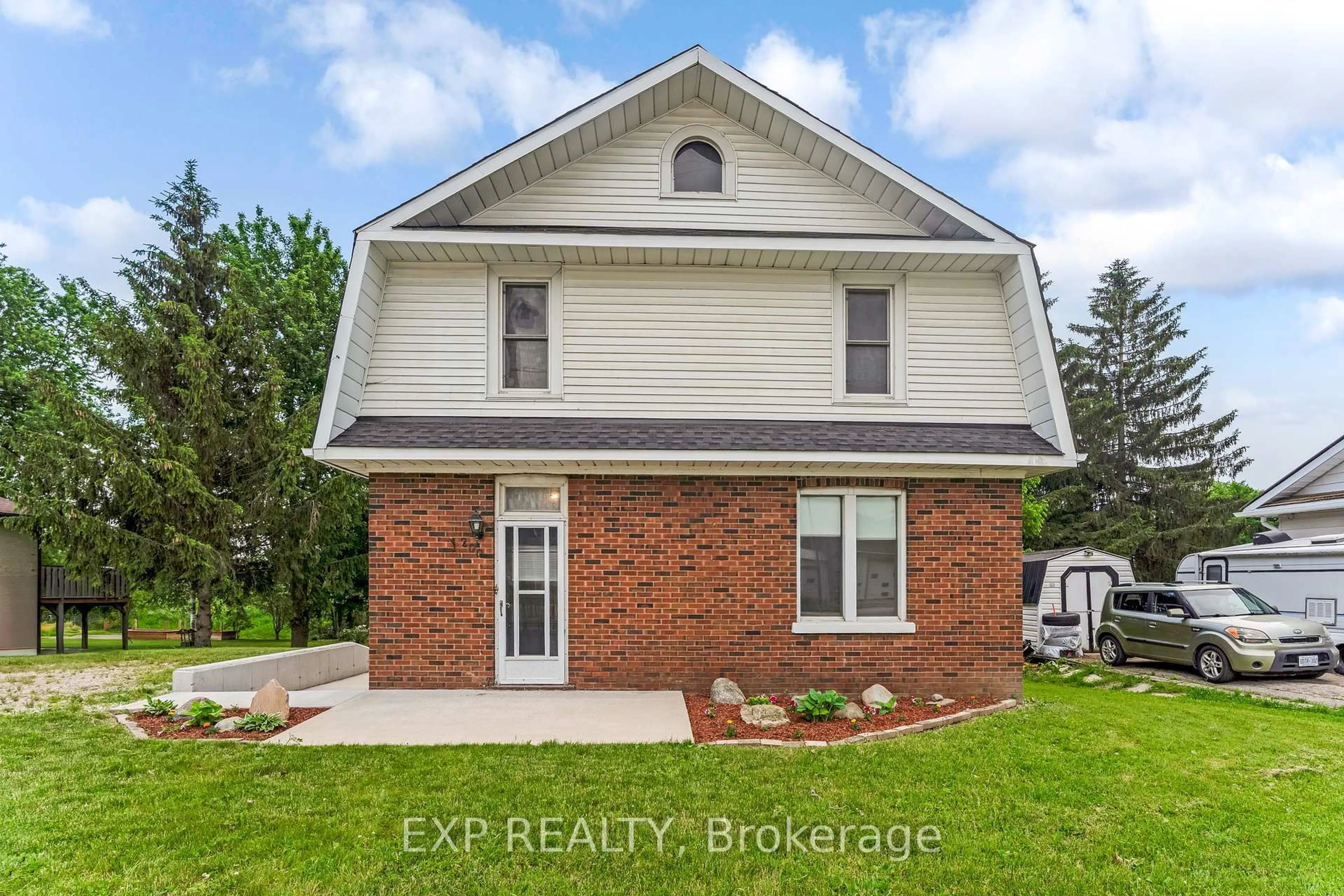 Home with brick exterior material, building for 200 Elora St, Minto Ontario N0G 1Z0