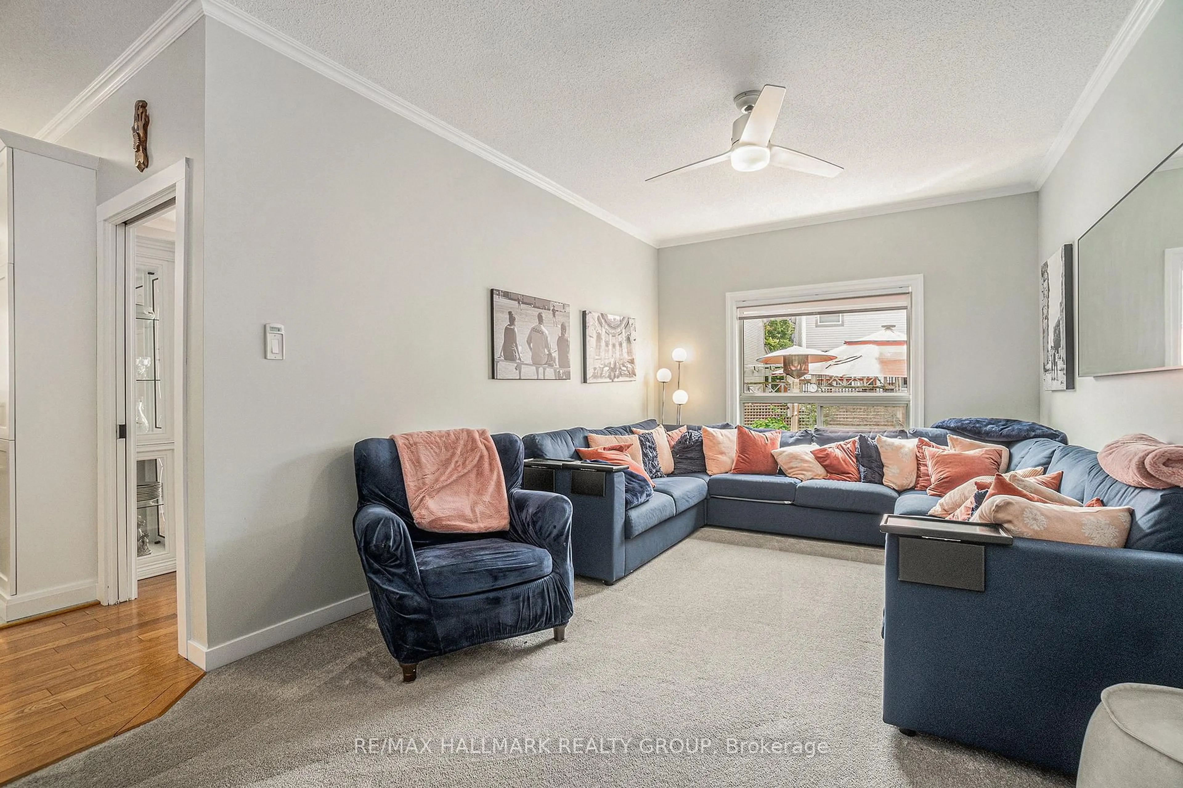 Living room with furniture, unknown for 18 Golder's Green Lane, Ottawa Ontario K2J 5C1