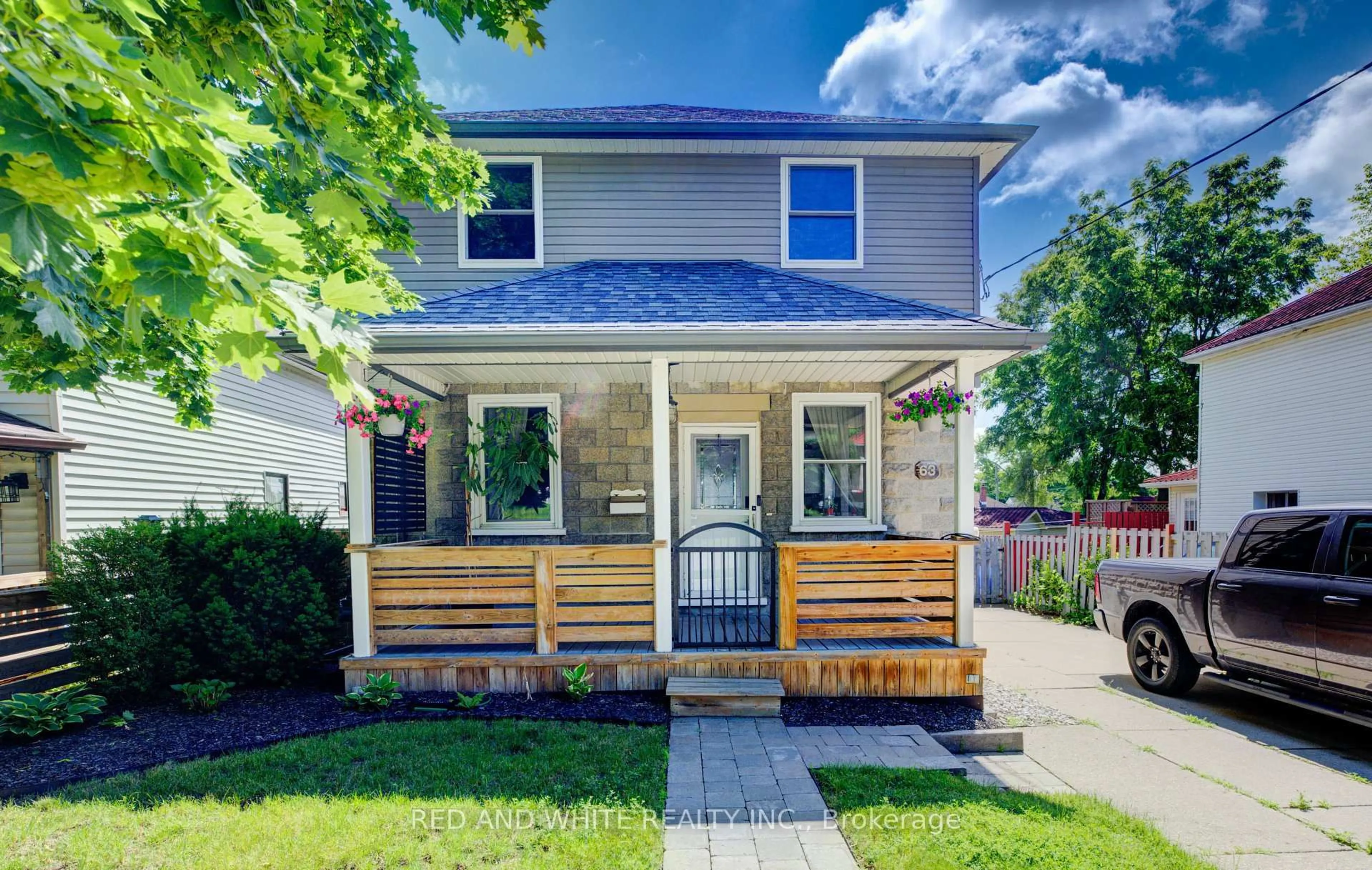 Home with vinyl exterior material, street for 63 Forest Rd, Cambridge Ontario N1S 3B4