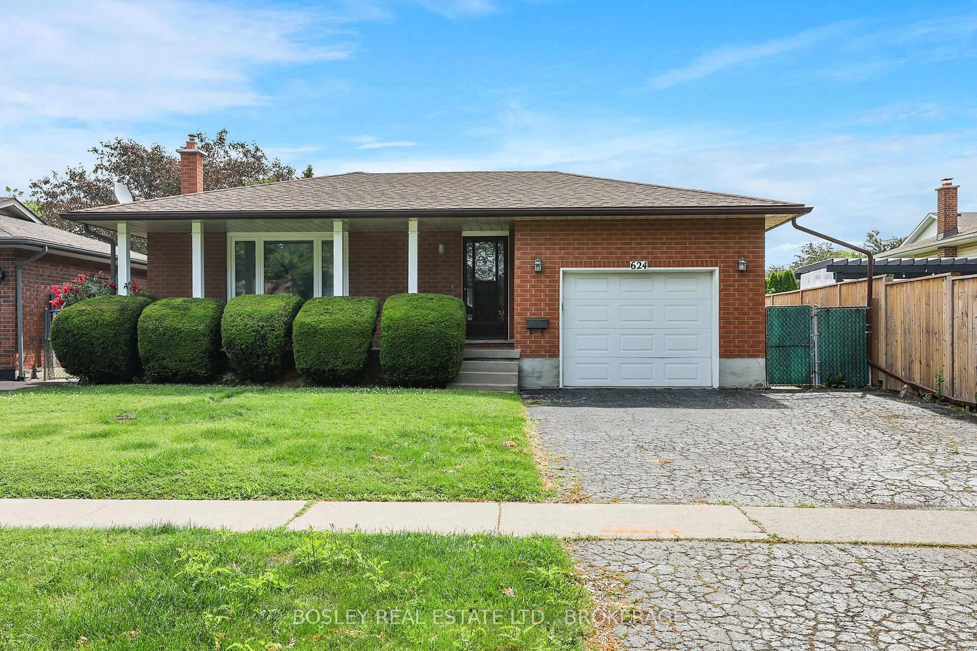 Home with brick exterior material, street for 624 Lake St, St. Catharines Ontario L2N 7B8
