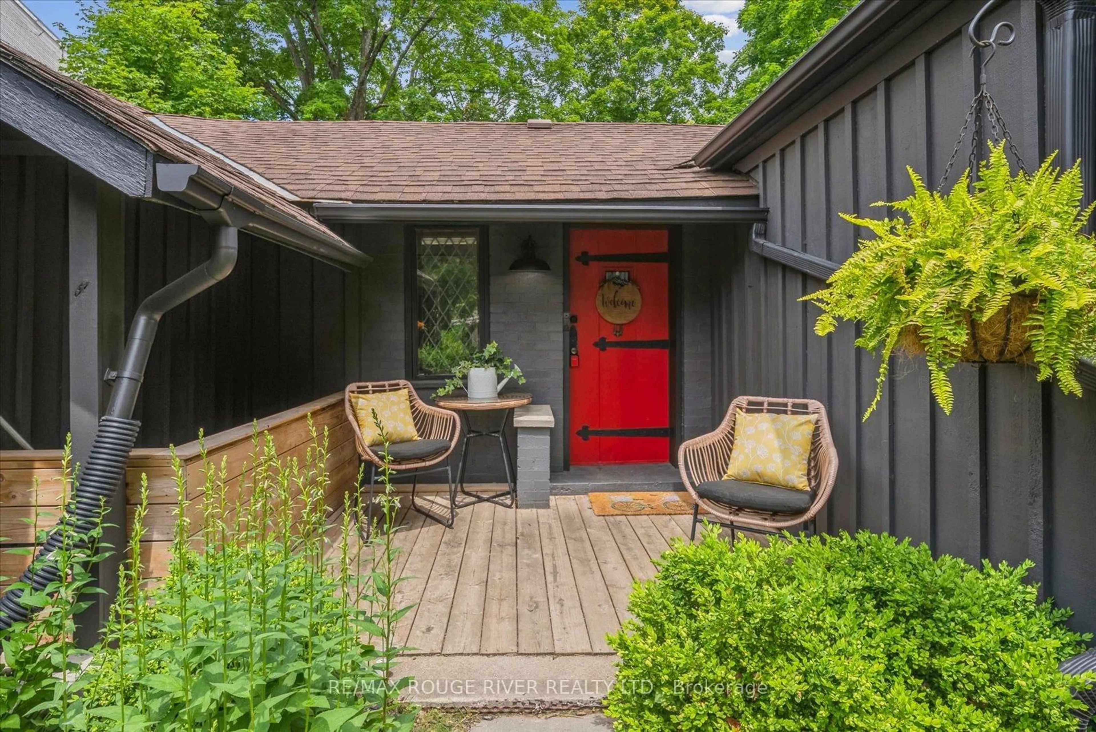 Unknown for 38 King St, Cavan Monaghan Ontario L0A 1G0