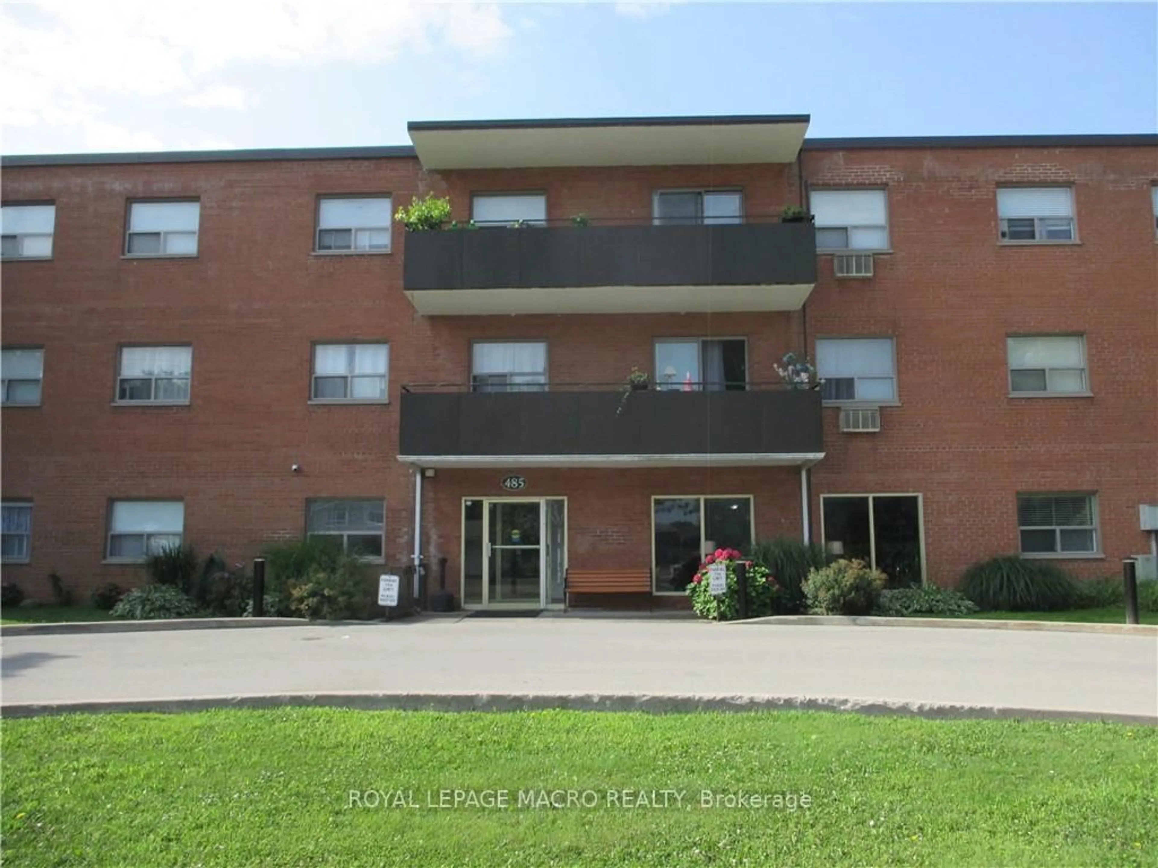 Unknown for 485 Thorold Rd #321, Welland Ontario L3C 3X1